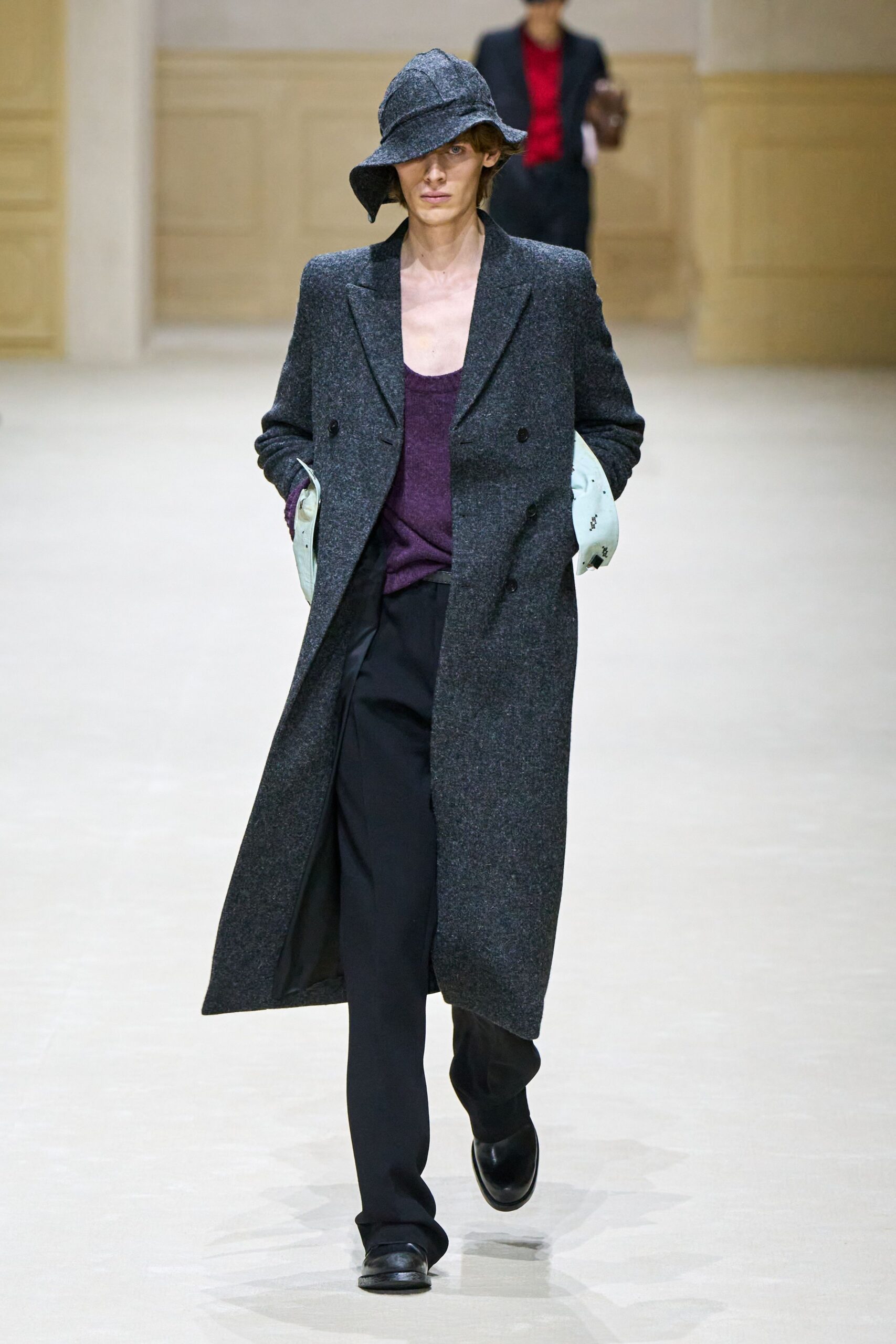 gray wool long-sleeve collared tailored structured maxi coat