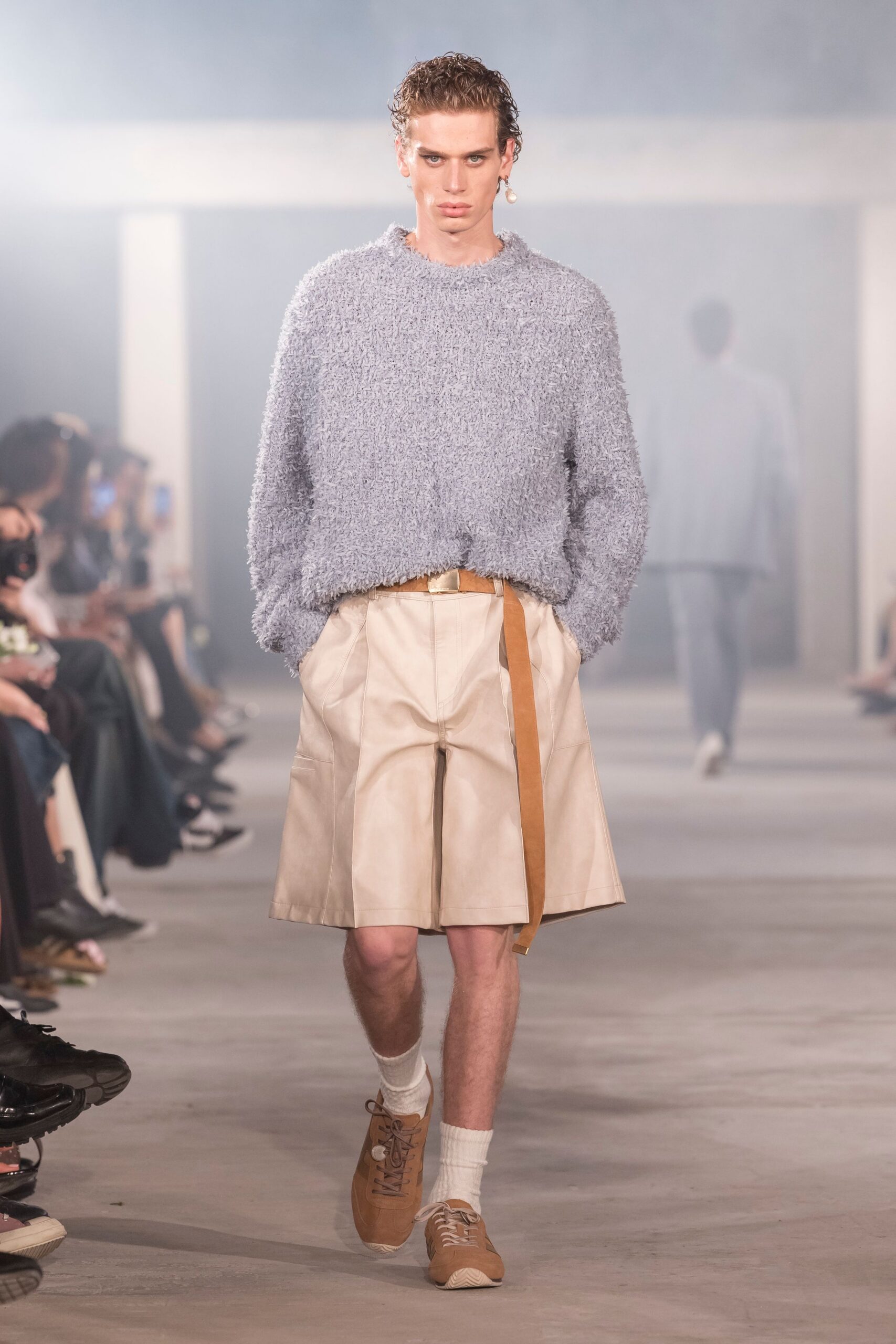 blue wool relaxed sweater with beige shorts