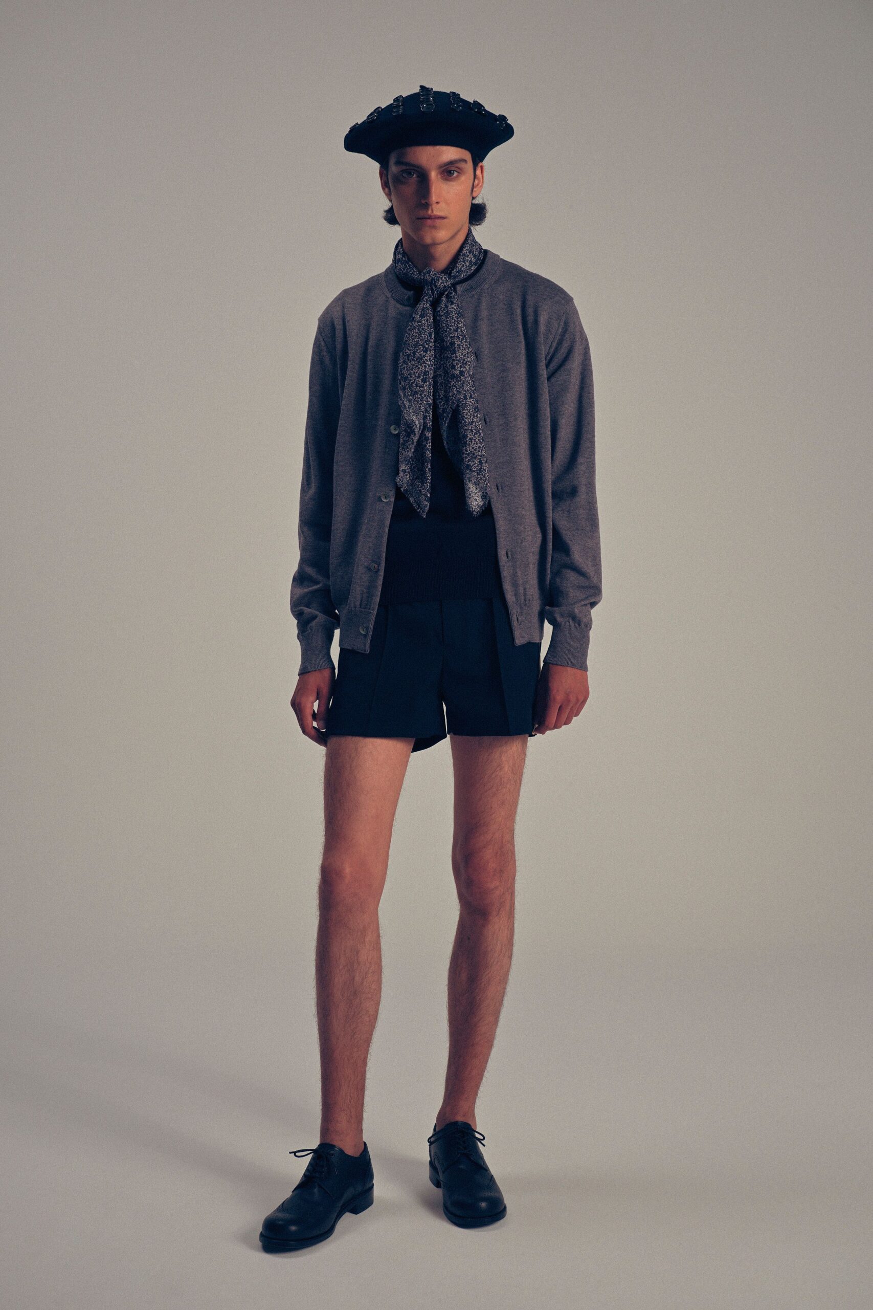 gray wool long-sleeve collared relaxed cardigan