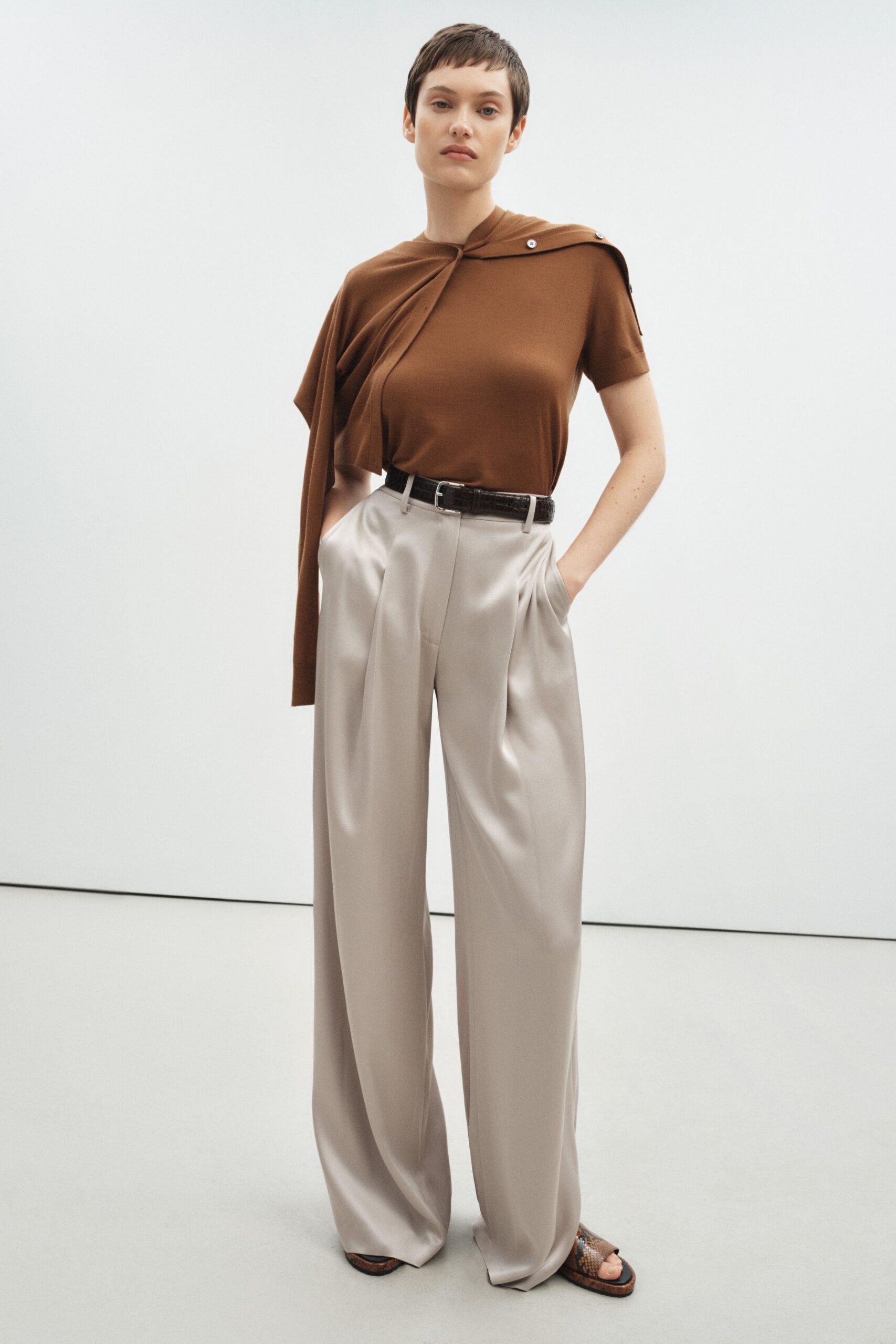 brown cotton short-sleeve asymmetric fitted top