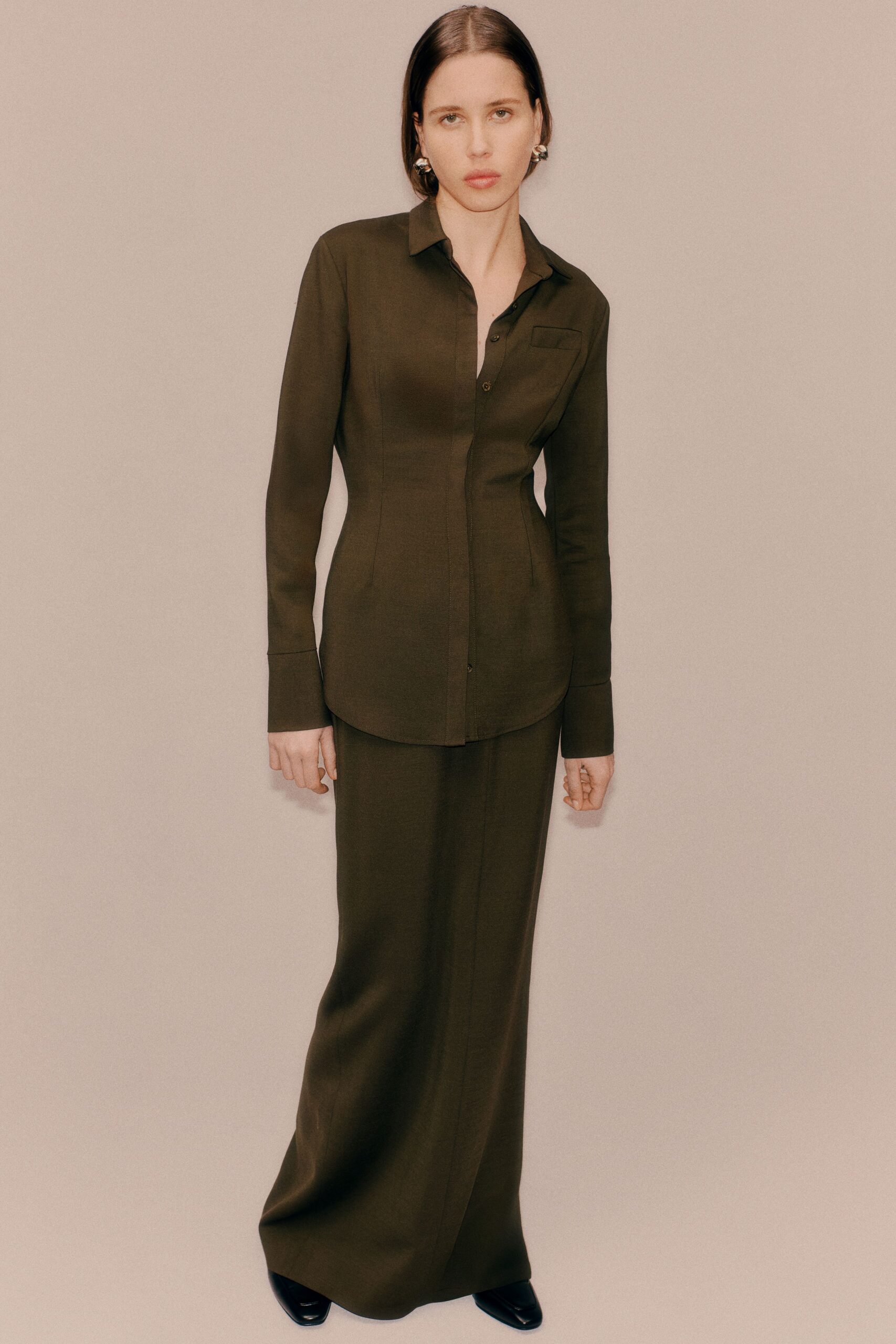 green cotton long-sleeve collared fitted straight-leg maxi shirt-dress