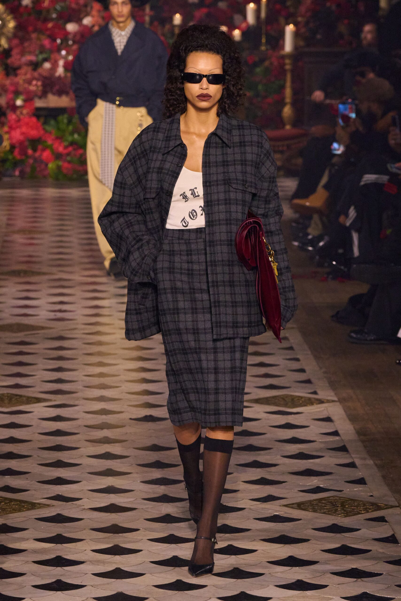 black cotton long-sleeve collared relaxed checked blazer