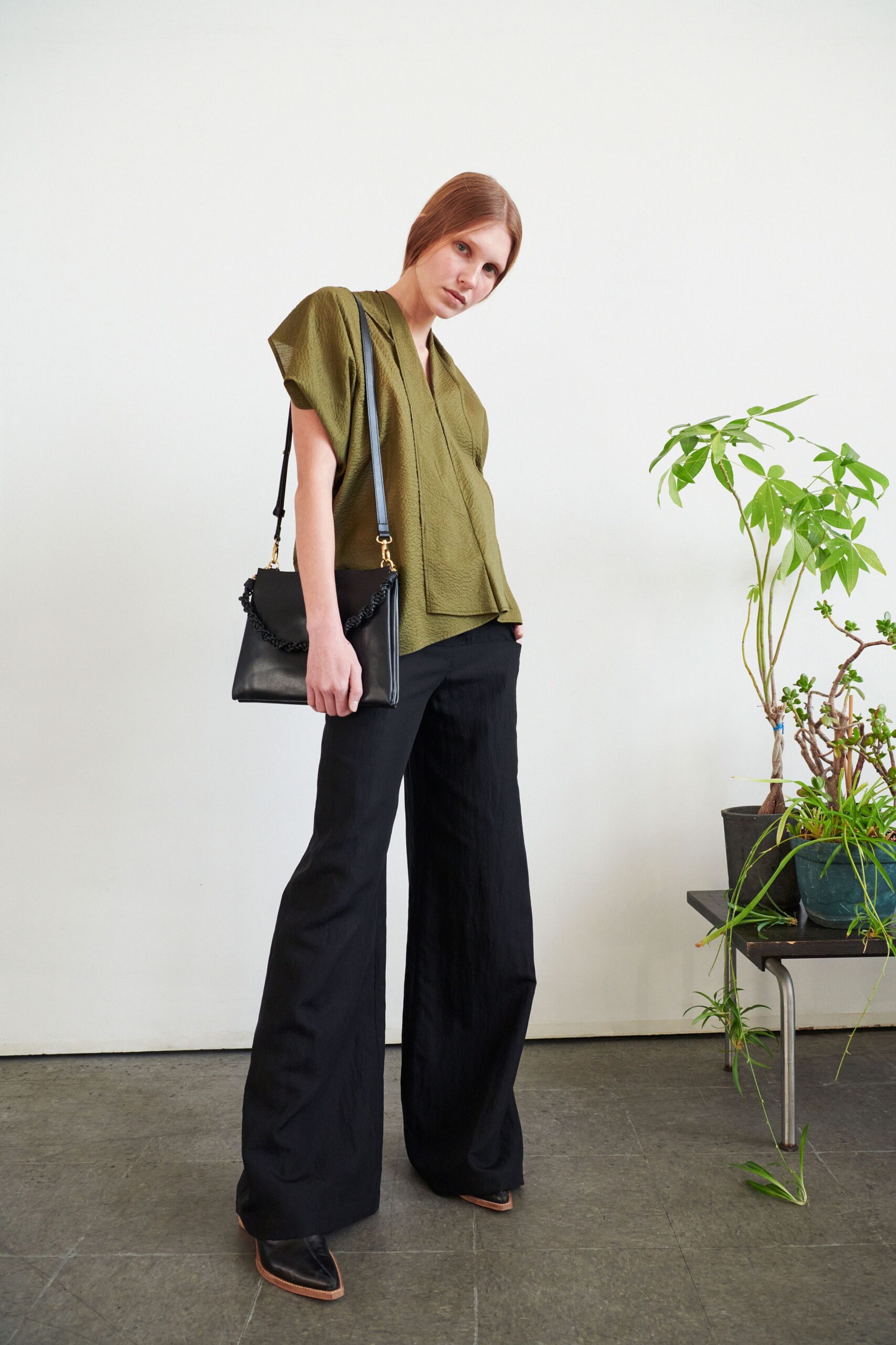 green cotton short-sleeve v-neck relaxed pleated top