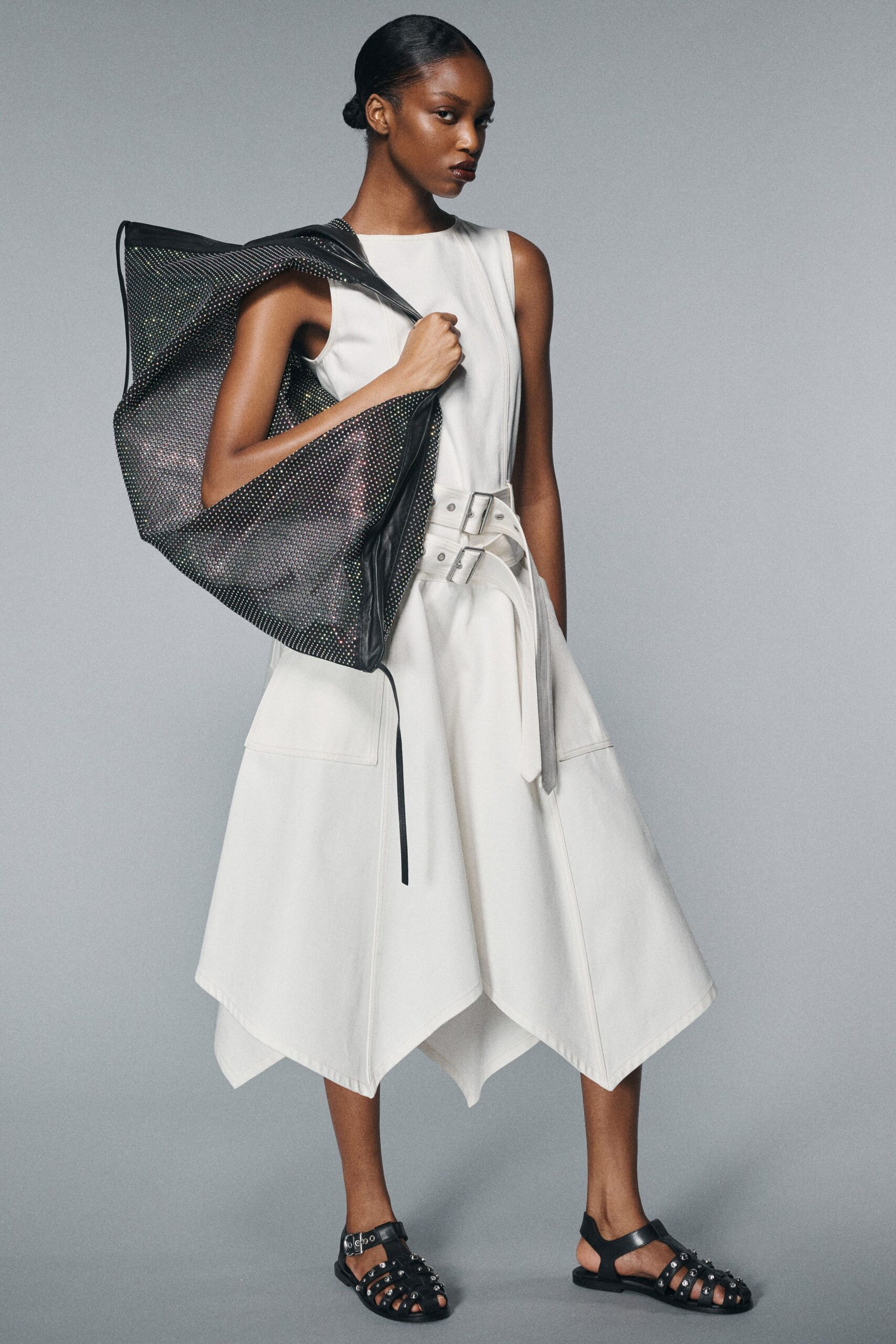 white fitted sleeveless dress