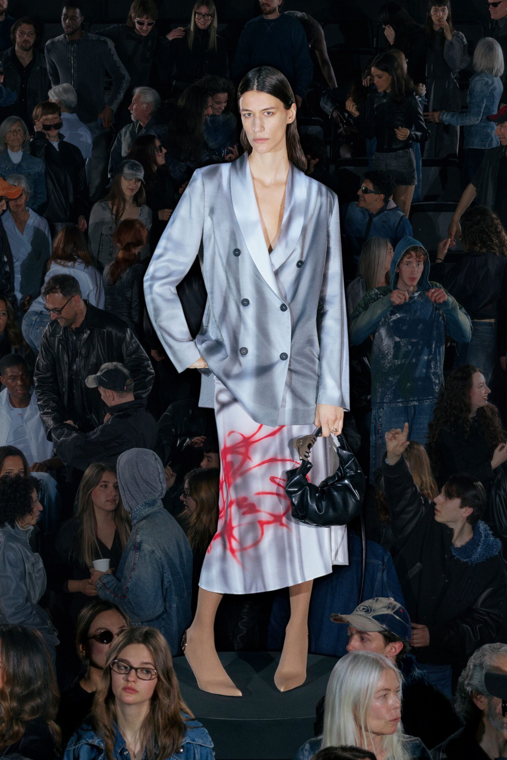 gray silk long-sleeve v-neck tailored printed blazer