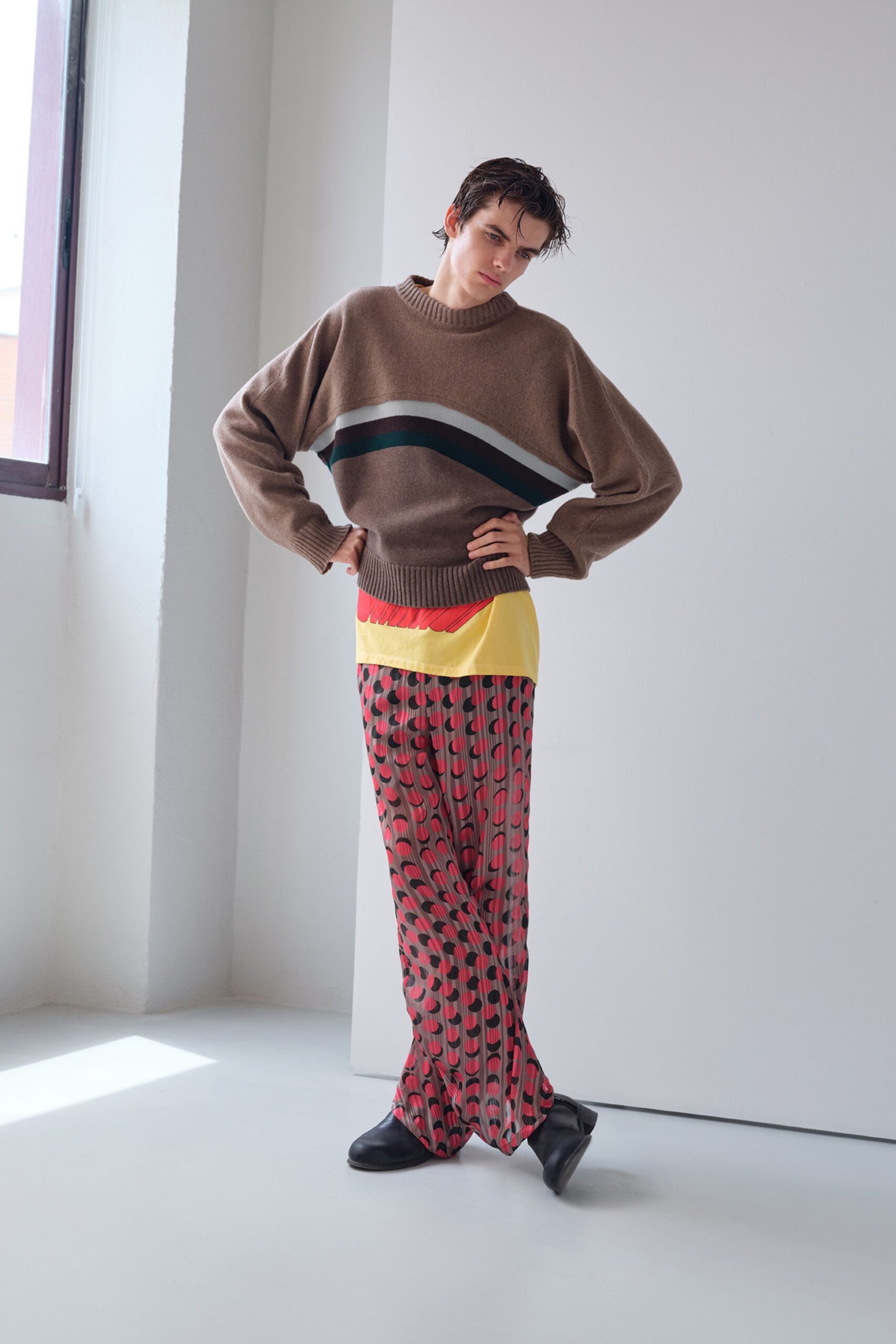 oversized brown sweater with printed pants