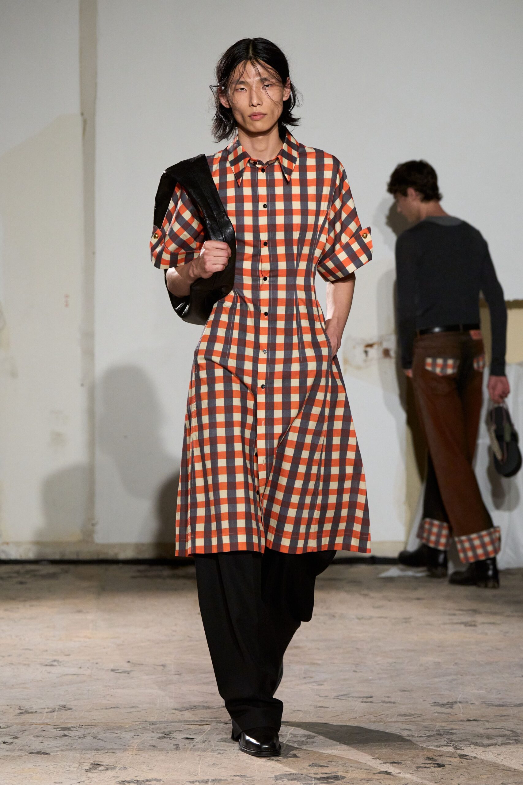 orange cotton short-sleeve collared relaxed checked midi shirt-dress