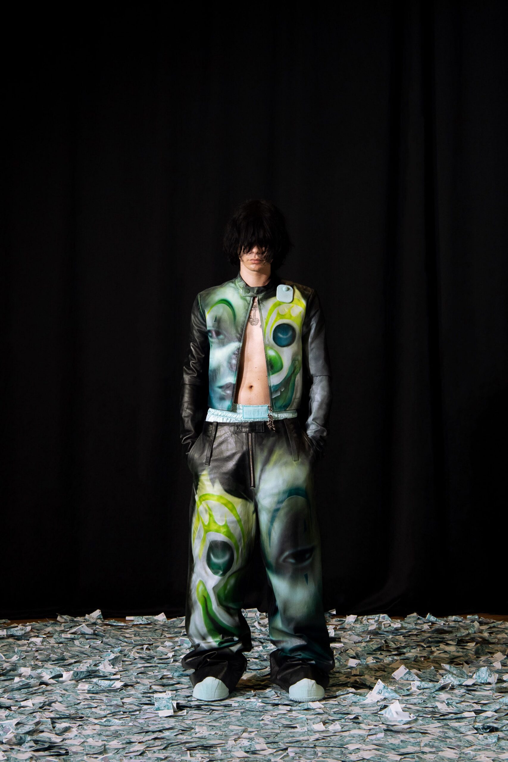 black leather long-sleeve collared fitted printed jacket