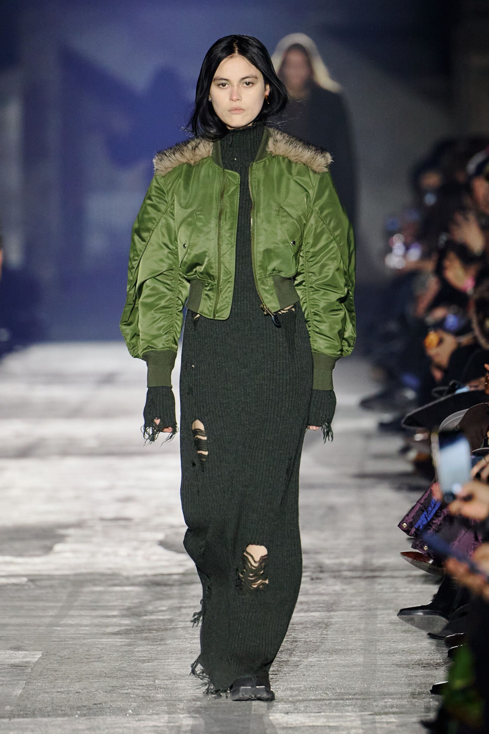 green cotton long-sleeve collared fitted zippered jacket