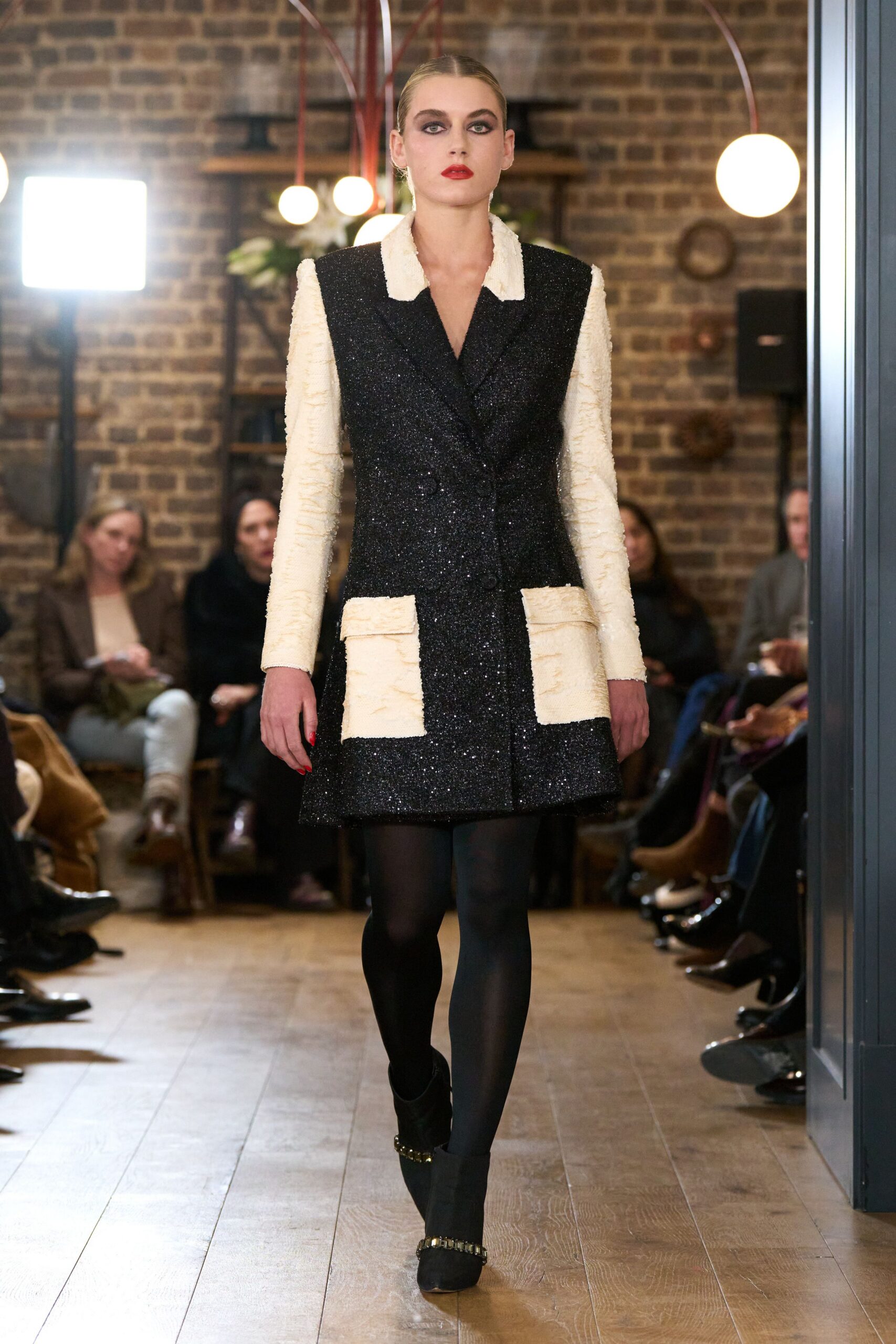 black and white fitted blazer