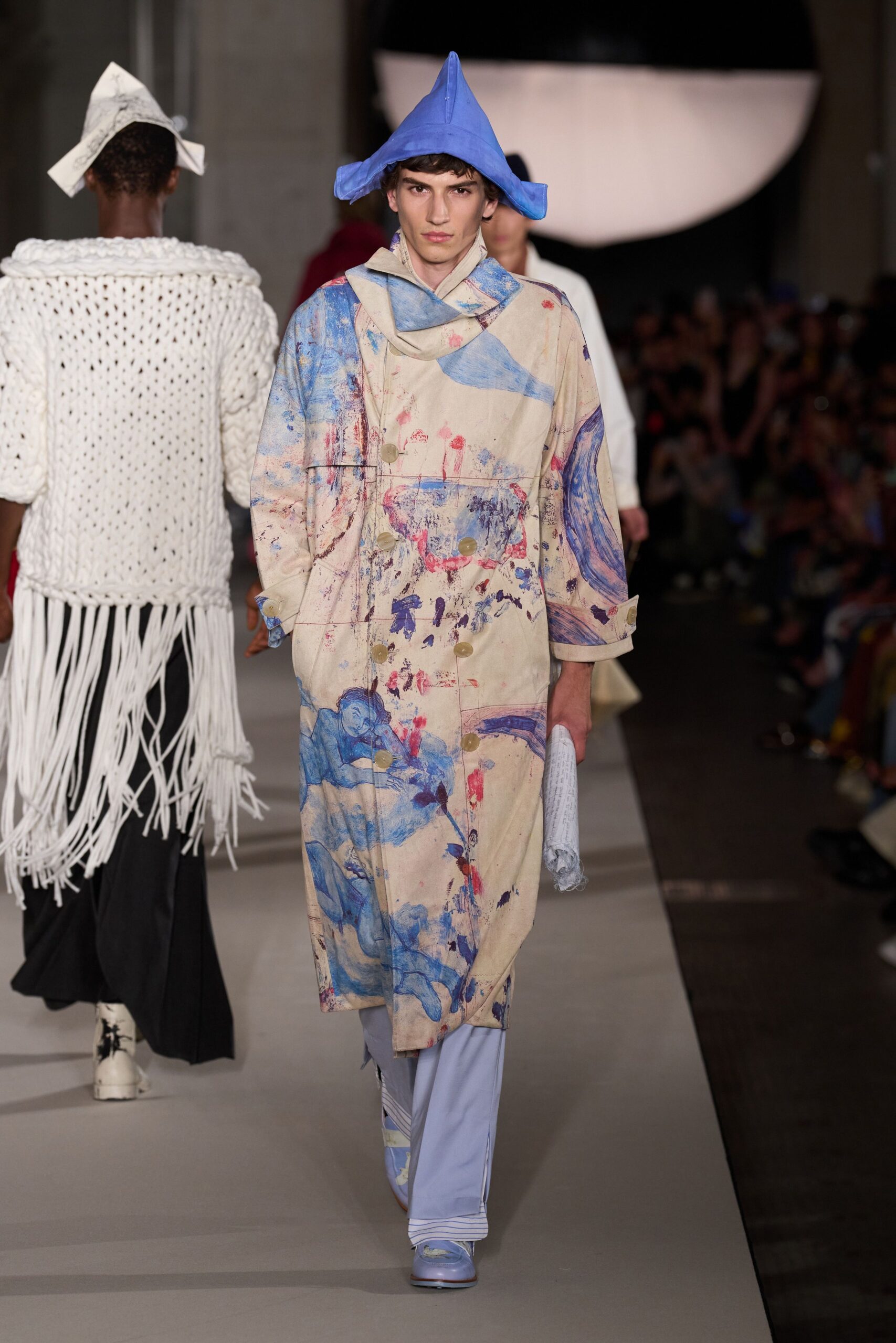 blue cotton long-sleeve collared relaxed printed coat