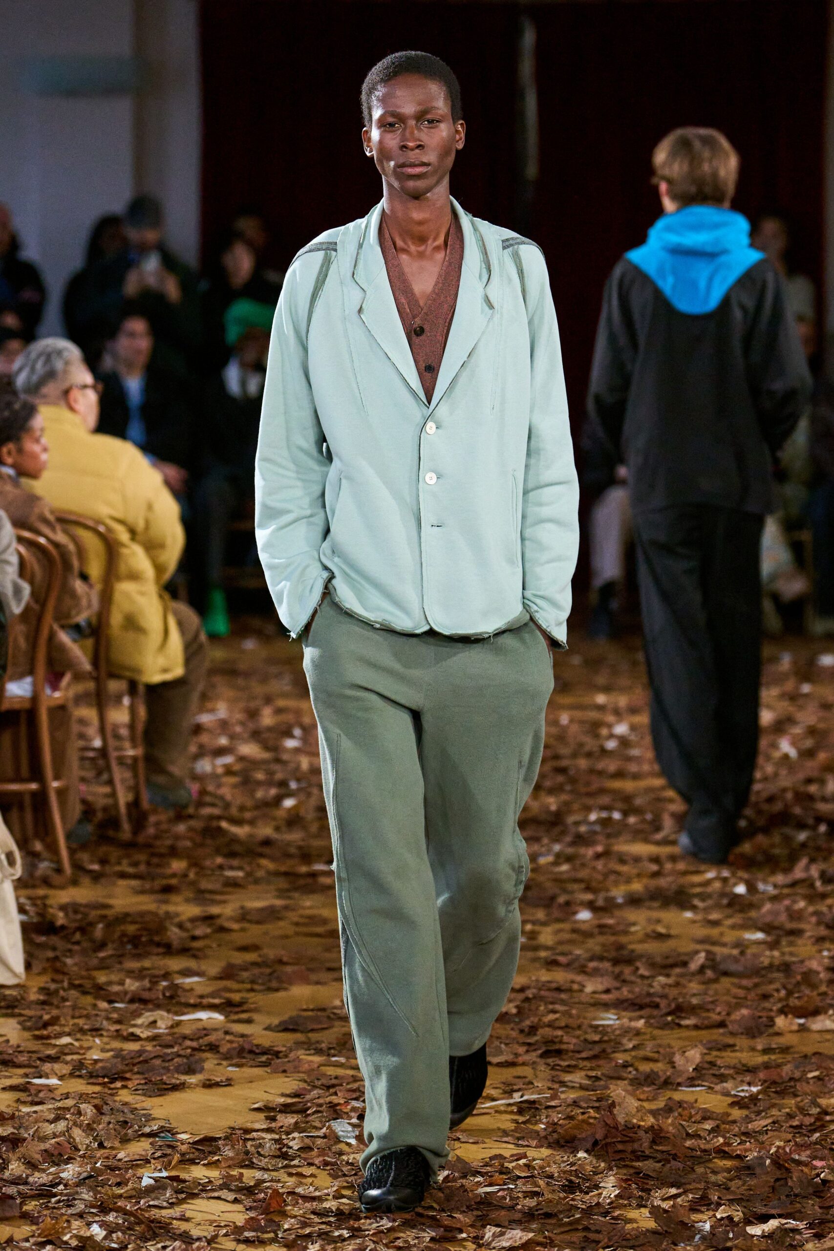 green cotton long-sleeve collared relaxed blazer