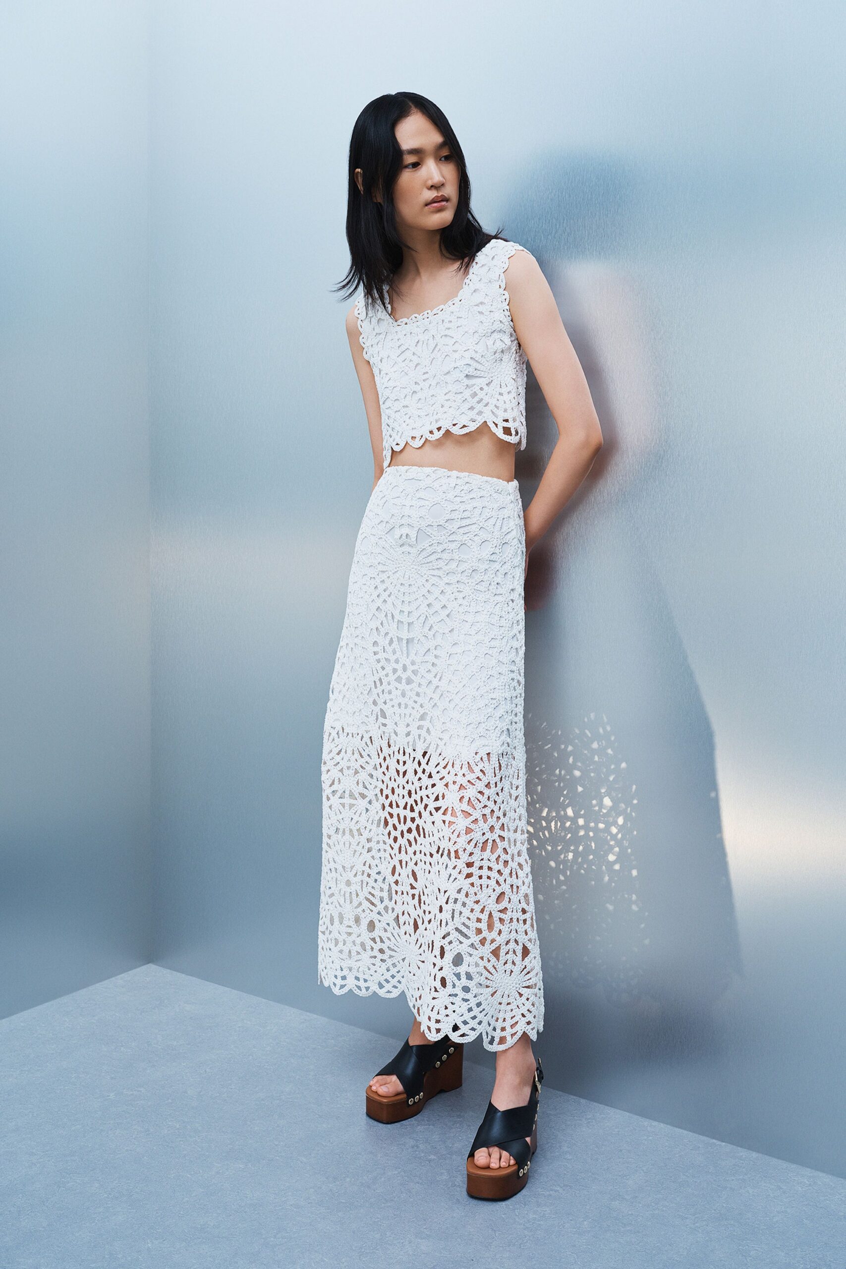 white crochet sleeveless square-neck fitted layered cropped crop-top
