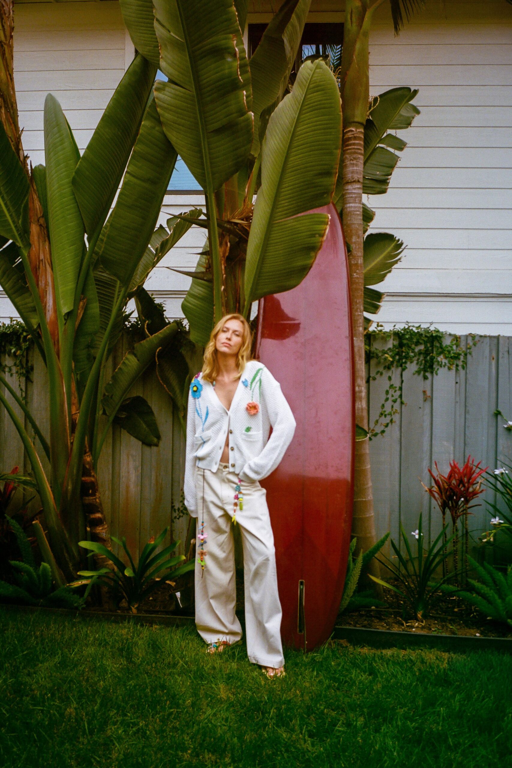 white cotton long-sleeve collared relaxed buttoned embroidered jacket