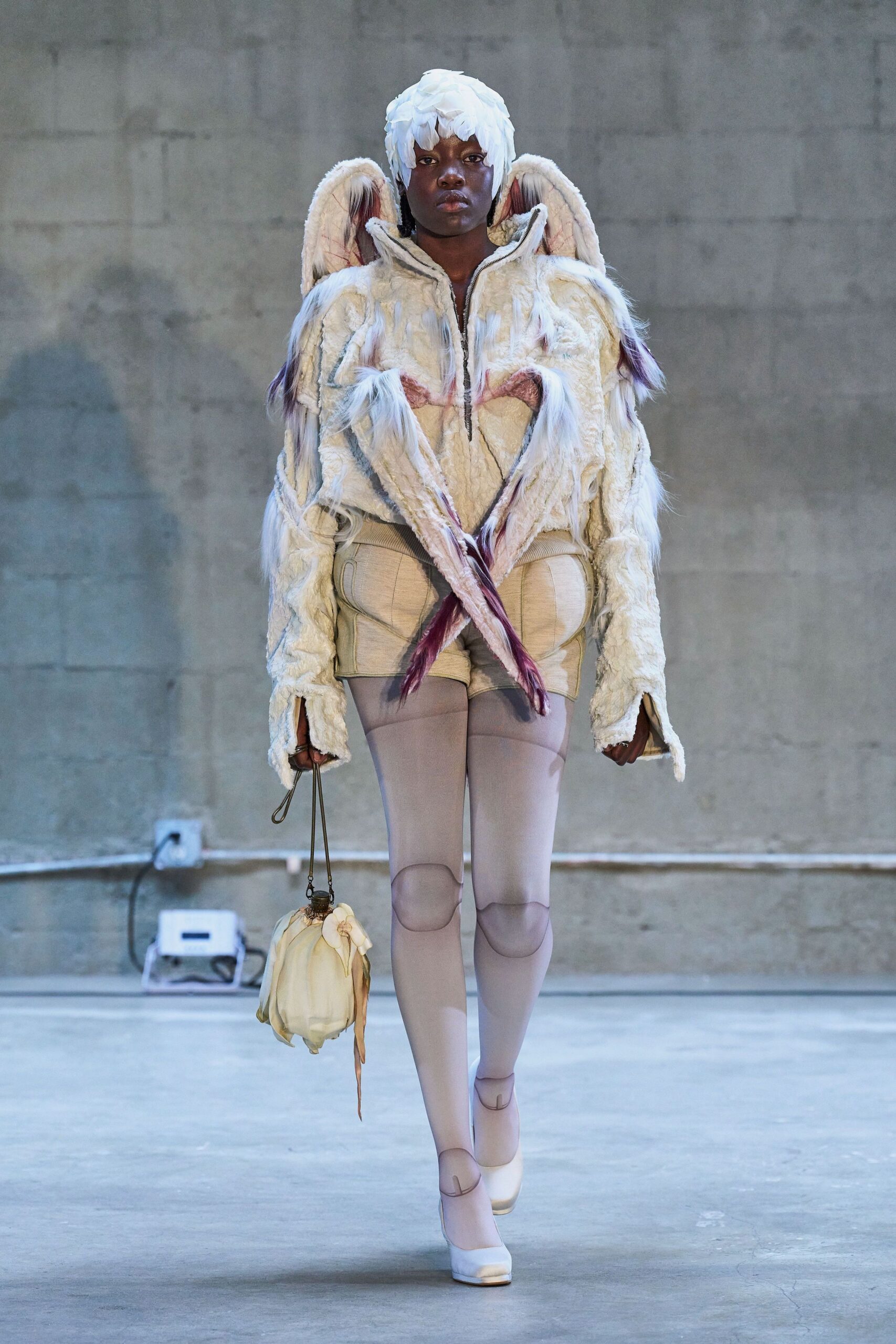 white fur long-sleeve relaxed zippered layered jacket