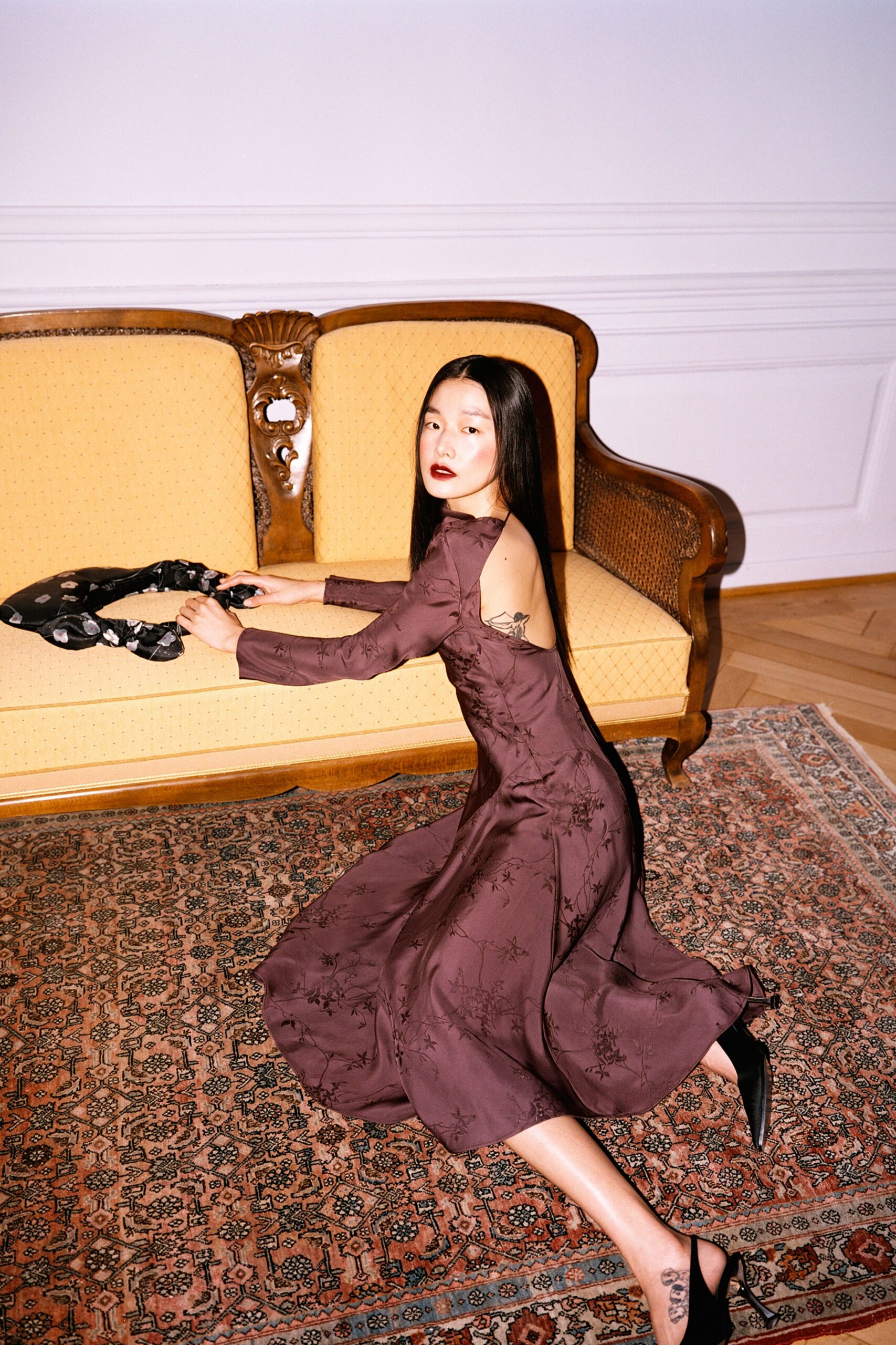 purple silk embroidered midi dress with black shoes