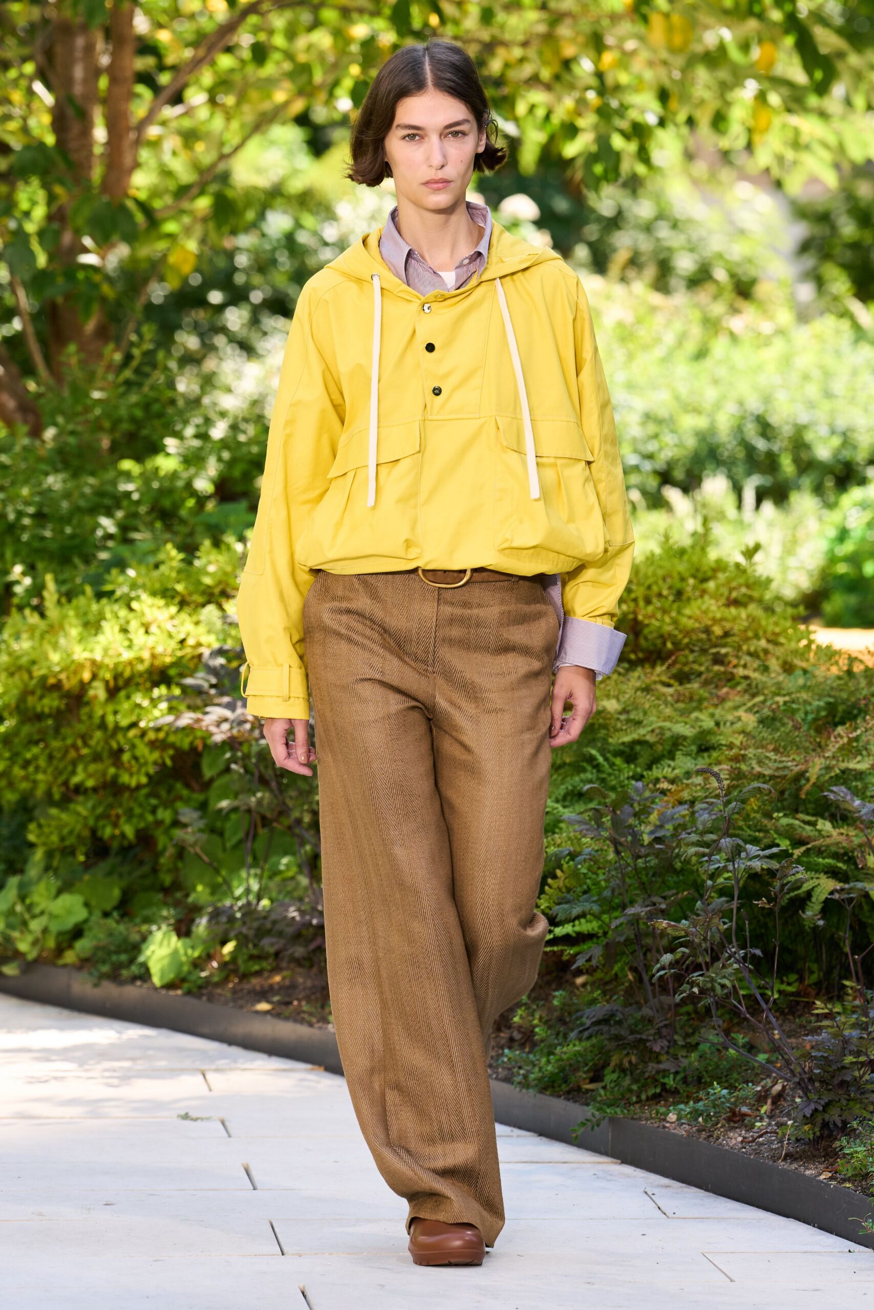 yellow cotton long-sleeve collared relaxed hoodie