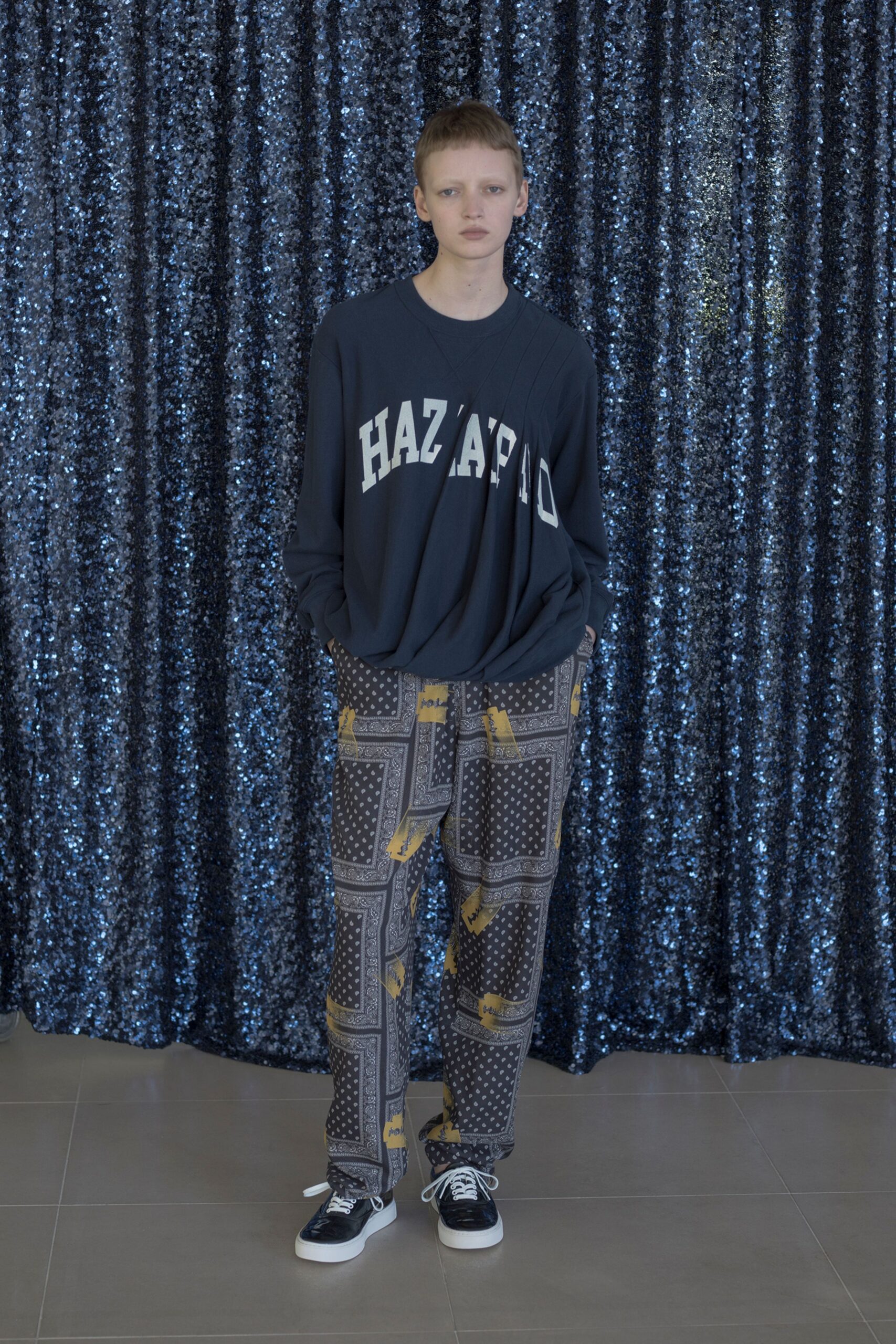 navy relaxed top gray printed pants
