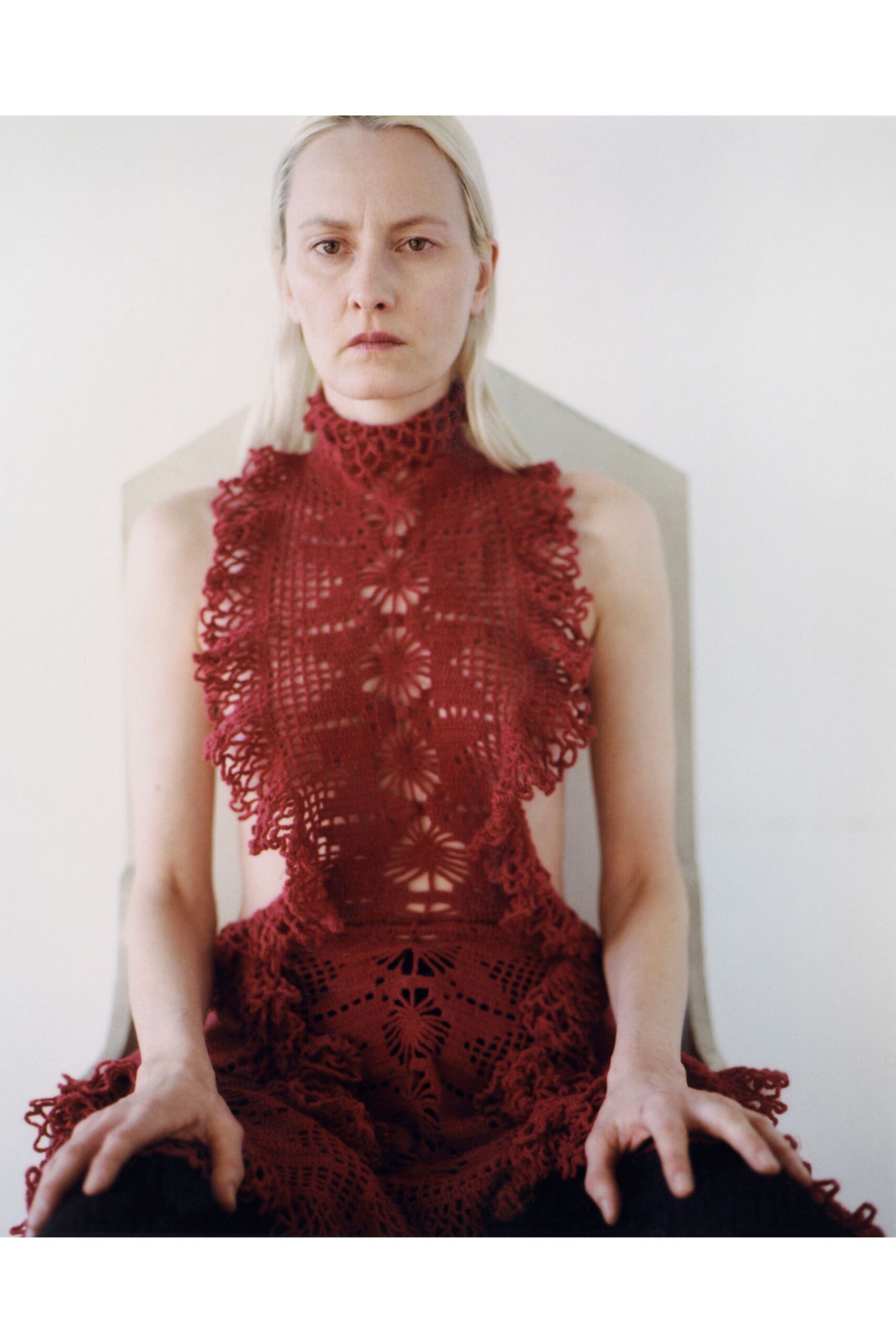 red lace sleeveless dress