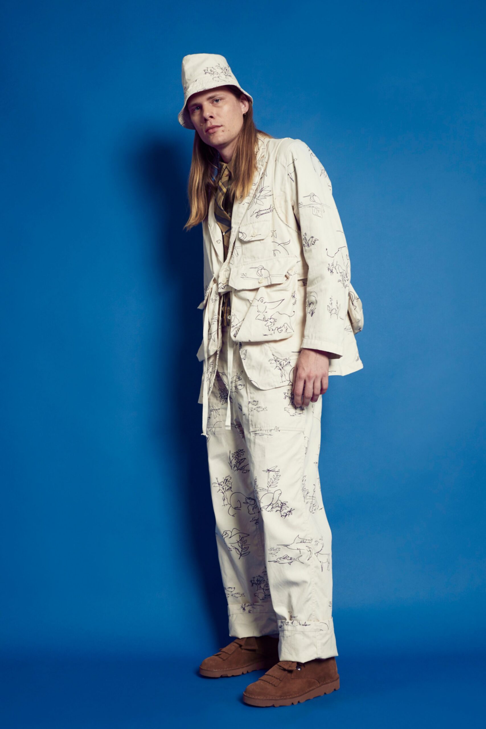 white cotton long-sleeve collared relaxed printed jacket