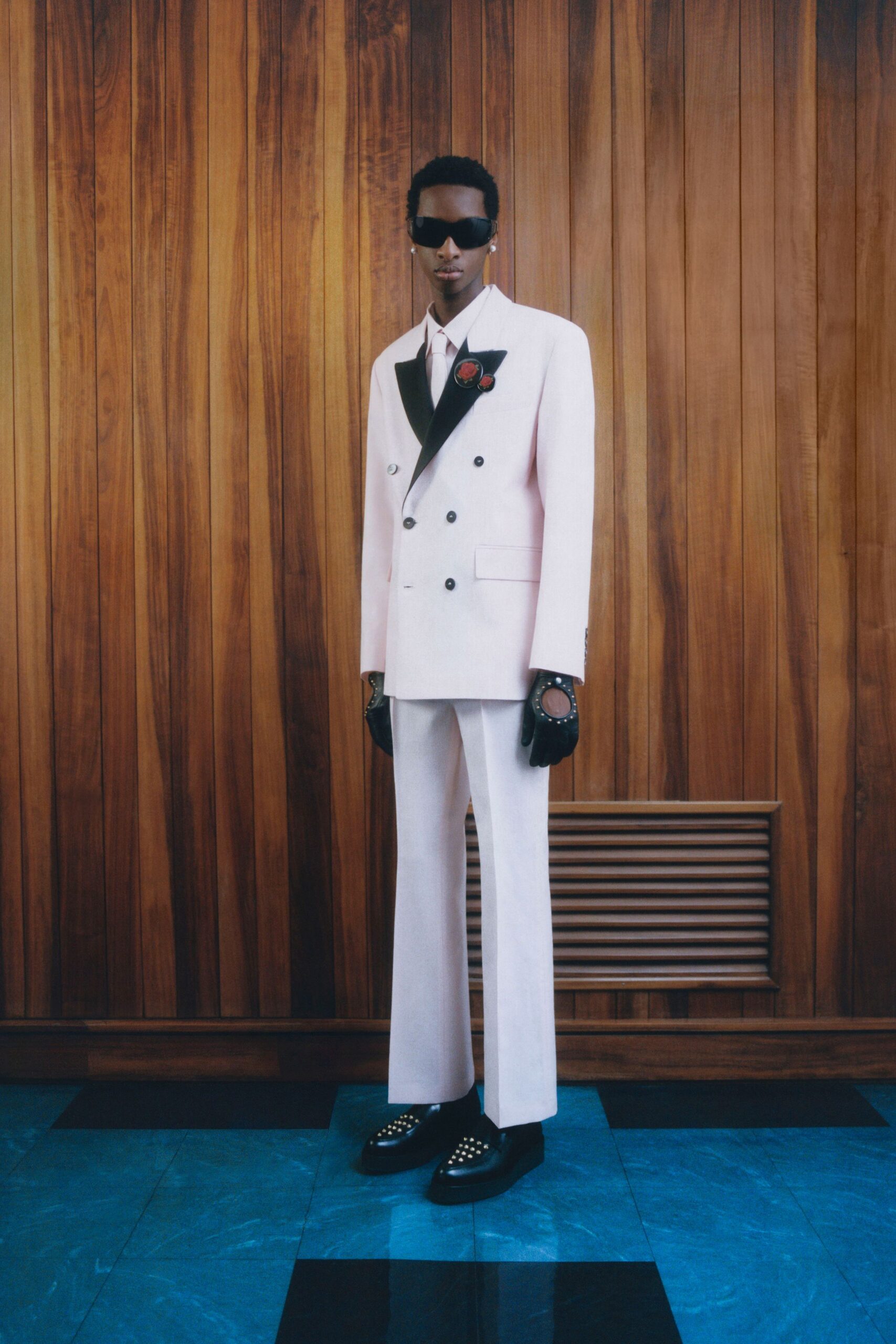 pink long-sleeve collared tailored suit