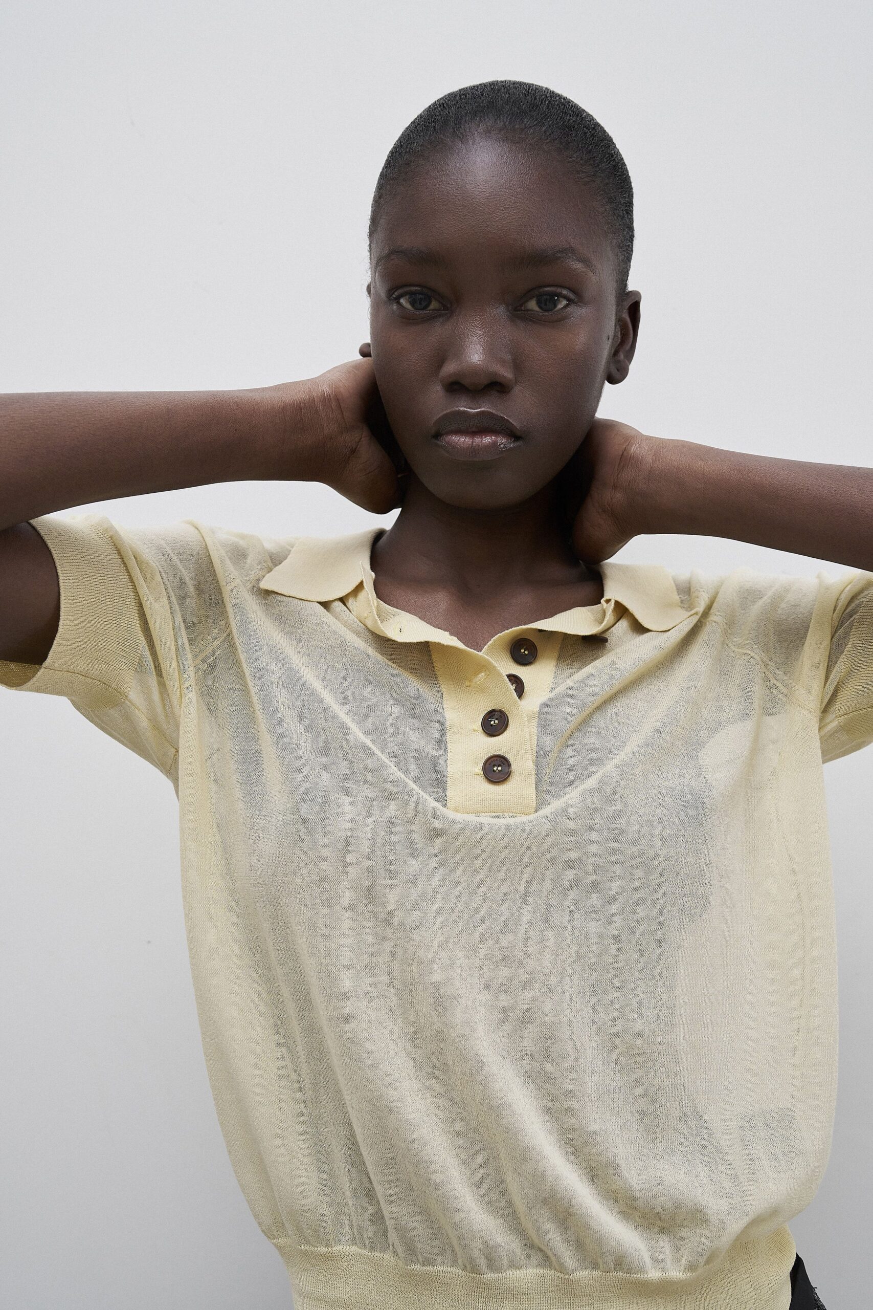 fitted yellow collared top