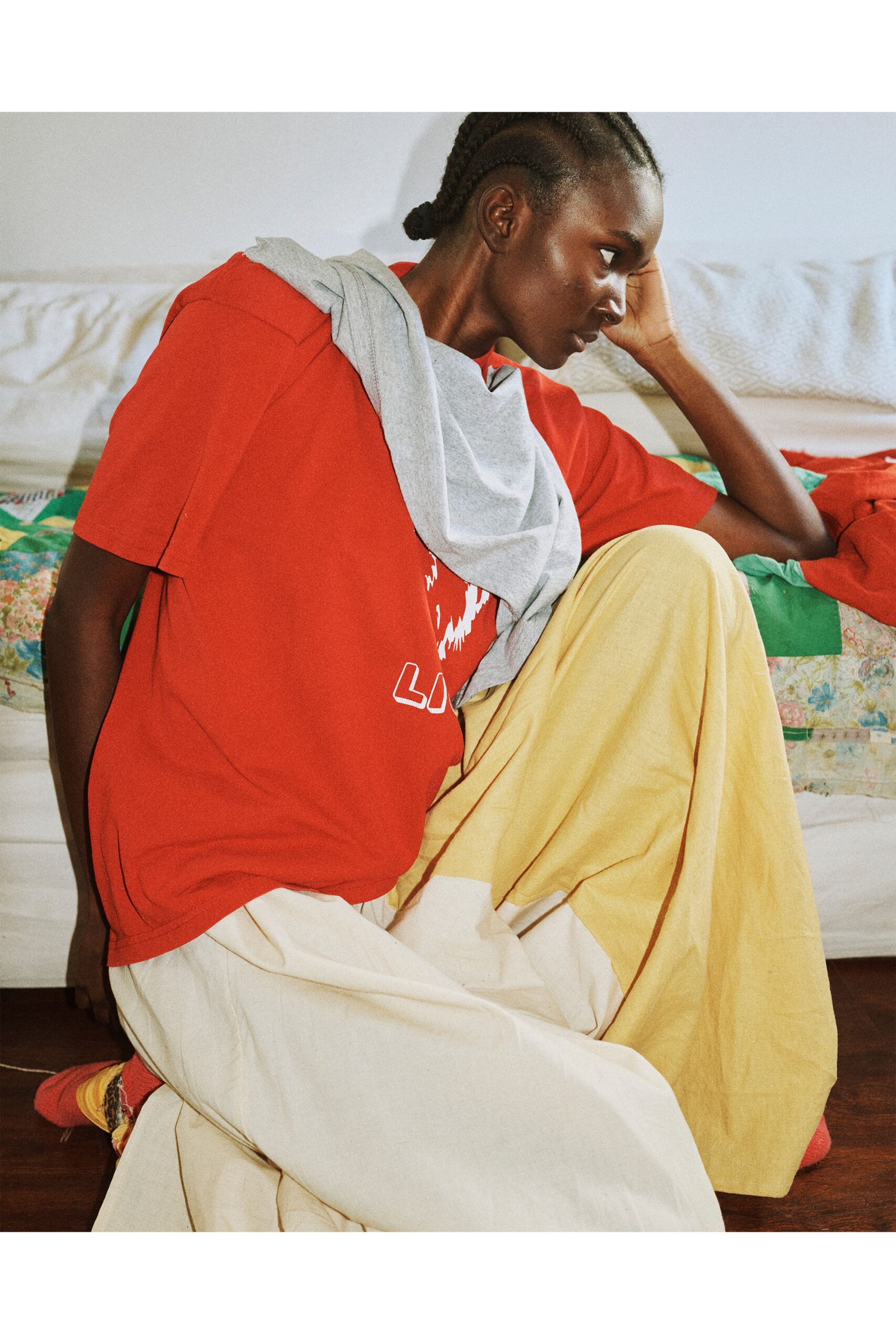 red cotton short-sleeve collared relaxed t-shirt