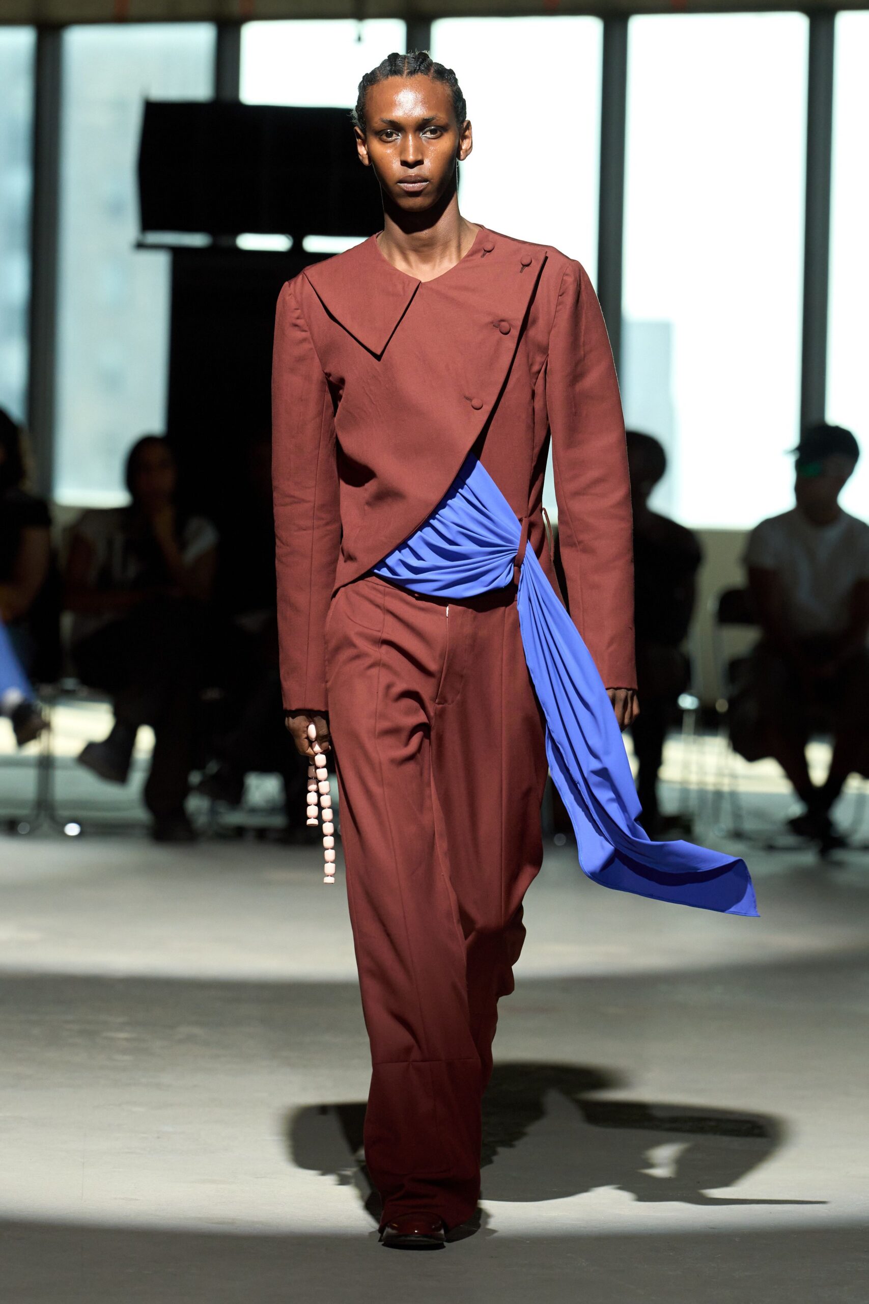 brown long-sleeve collared tailored zippered suit