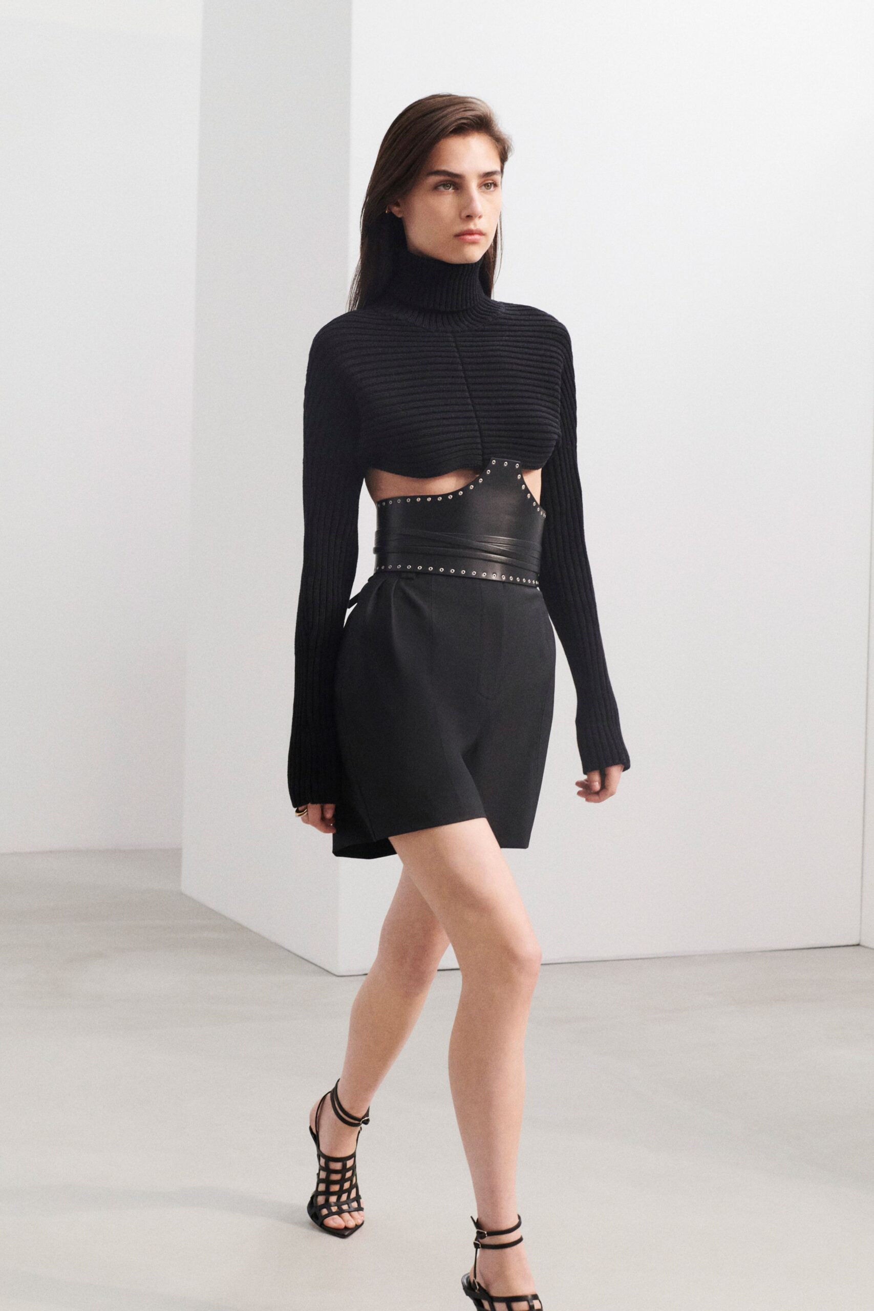 black knit long-sleeve turtleneck fitted ribbed top