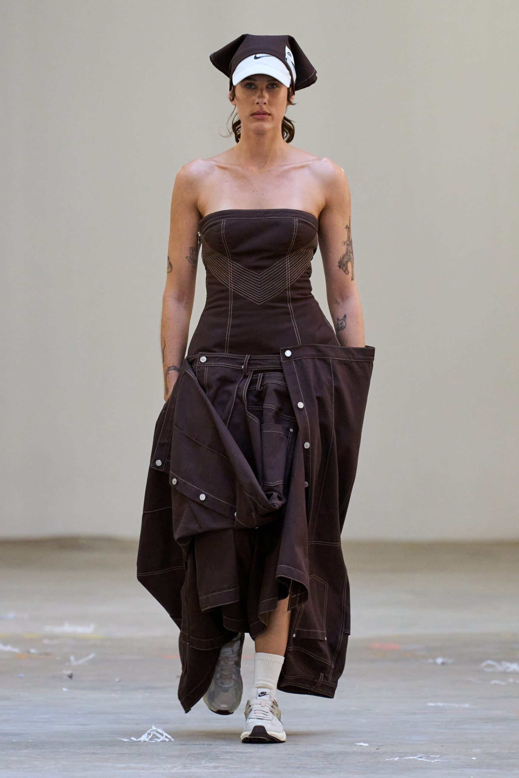 brown cotton strapless fitted zippered pockets midi dress