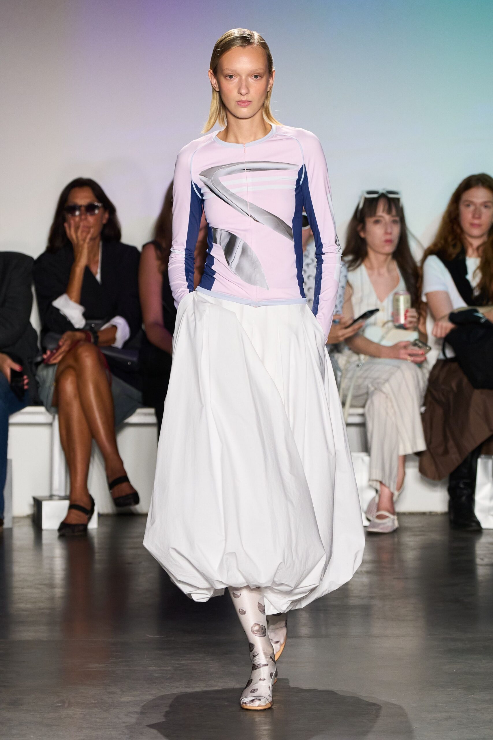 pink blue fitted top white pleated skirt