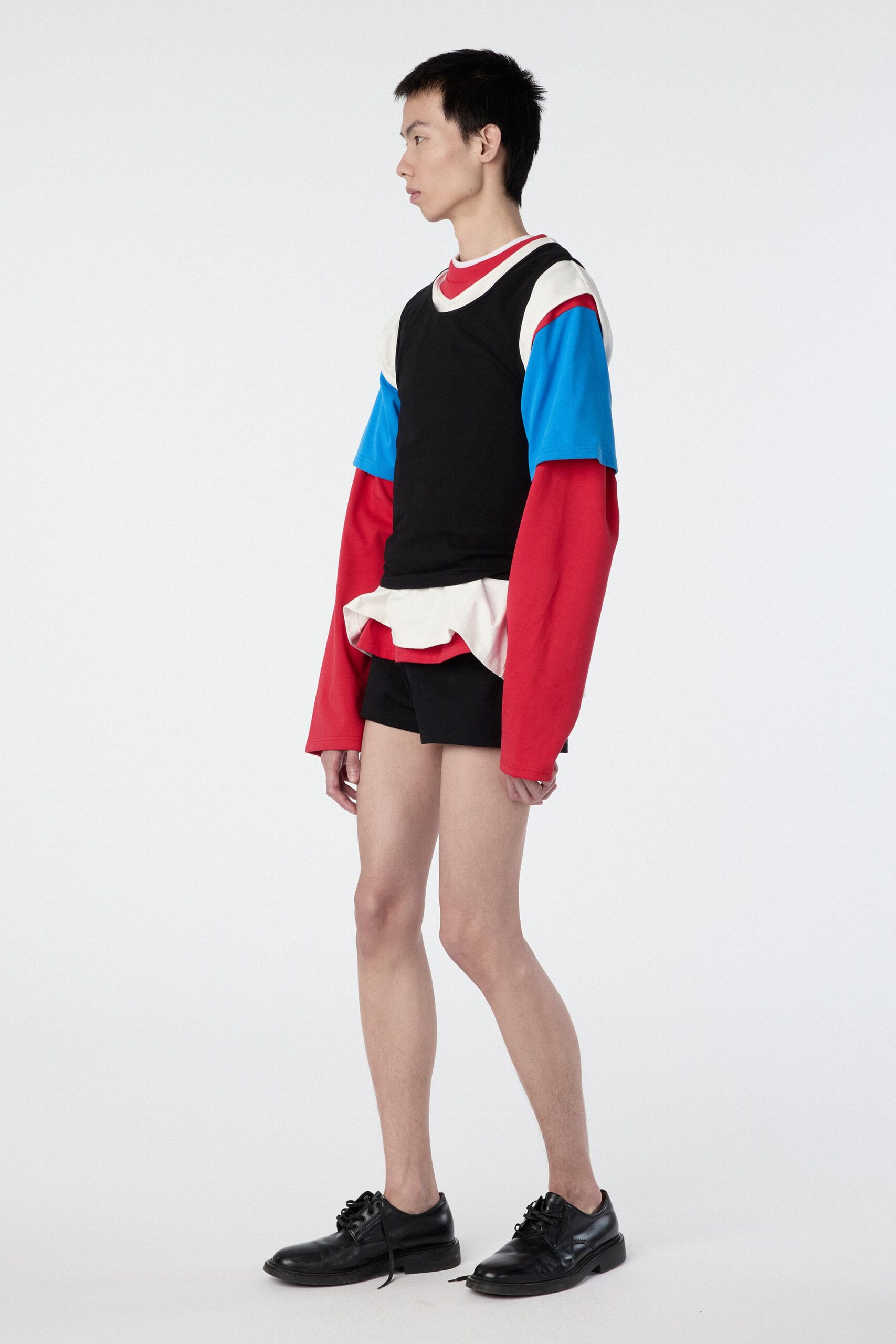 relaxed layered top with shorts