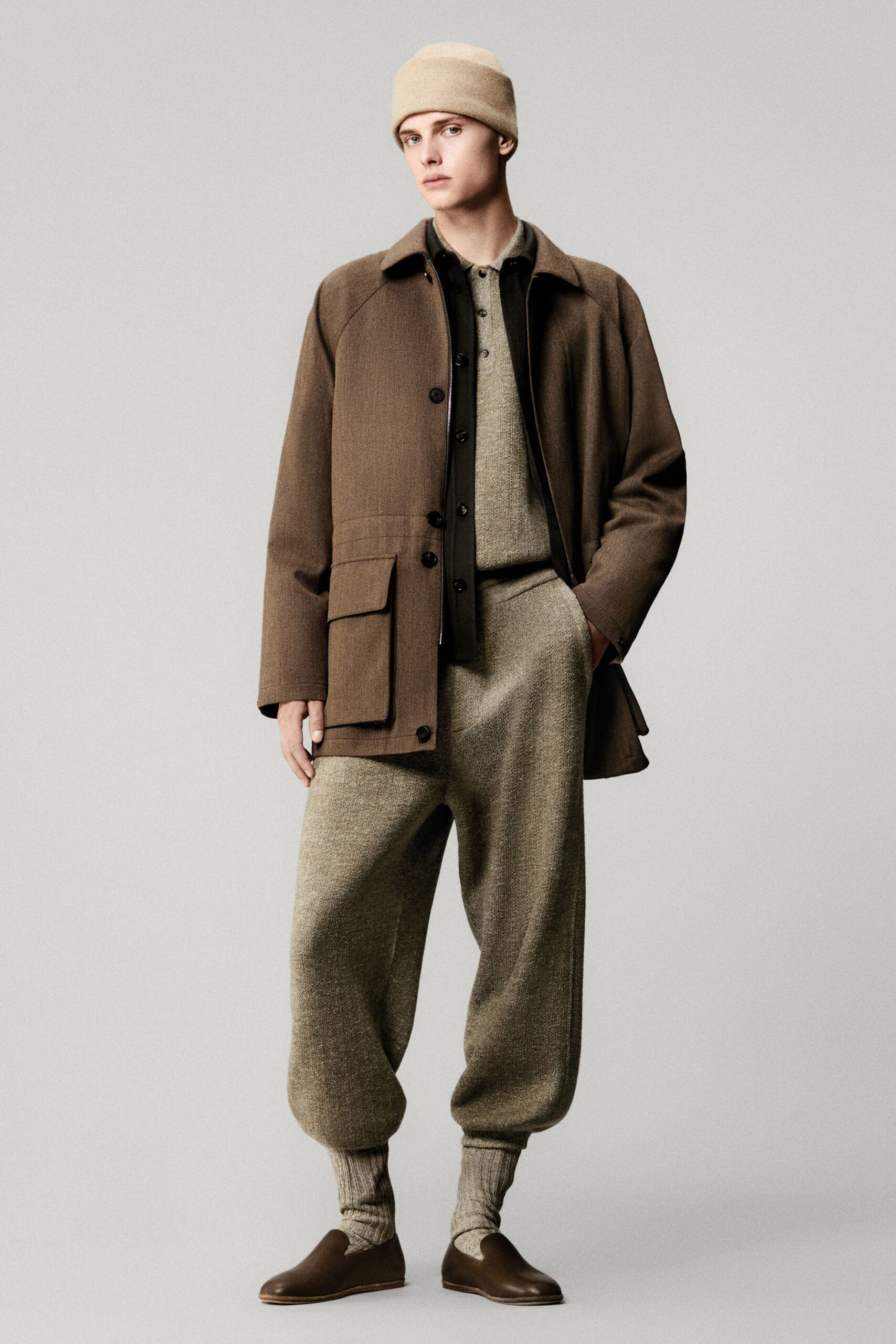 brown wool long-sleeve collared relaxed buttoned pockets jacket