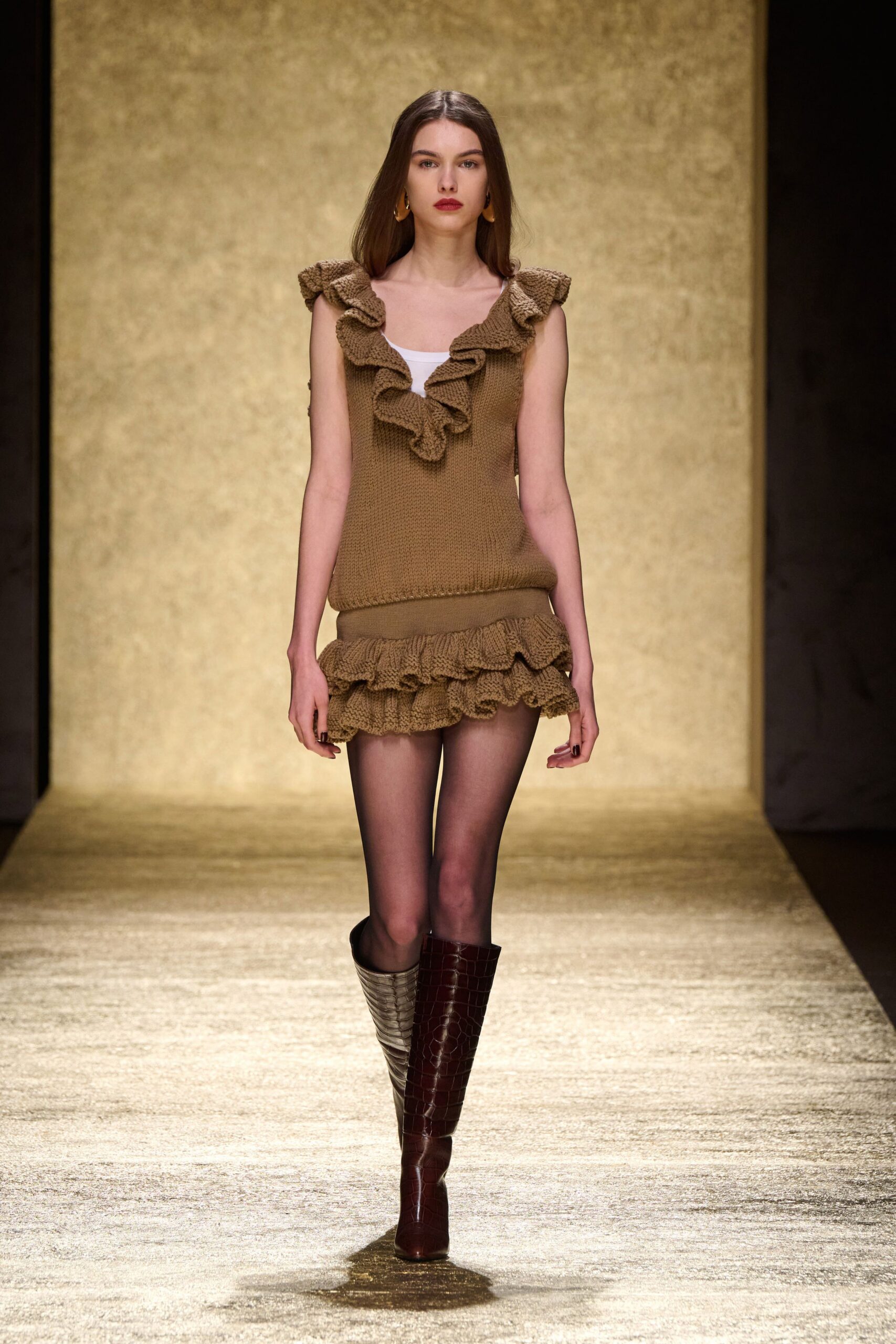 brown ruffled top and mini skirt