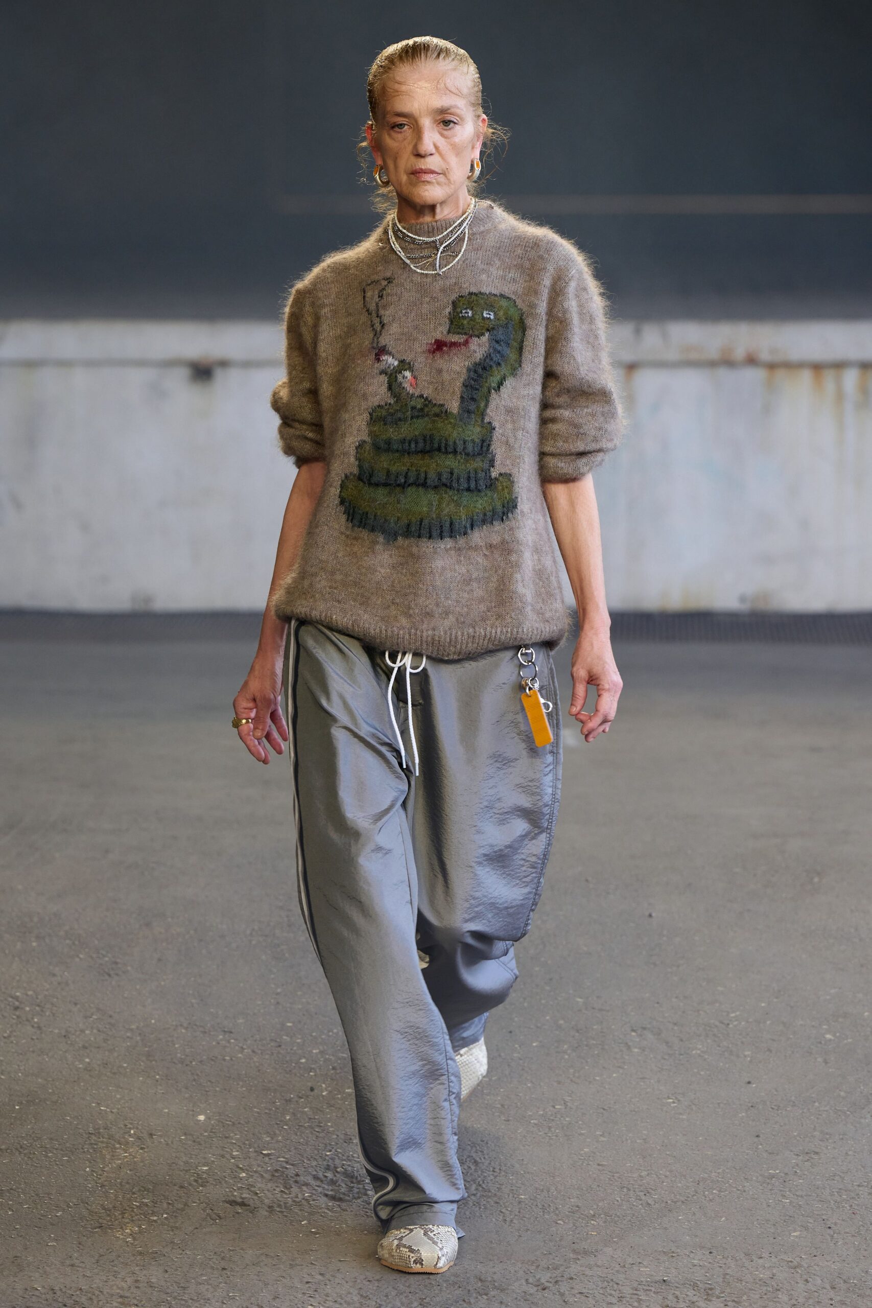 brown wool short-sleeve high-neck relaxed embroidered sweater