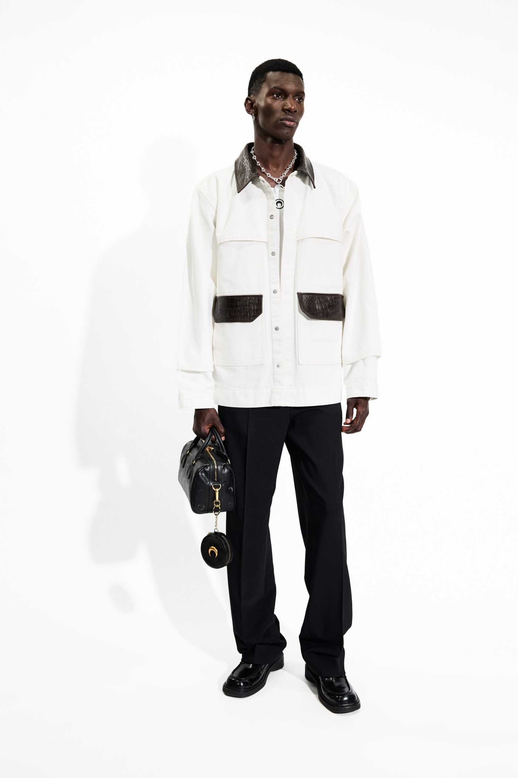 white cotton long-sleeve collared relaxed buttoned pockets jacket