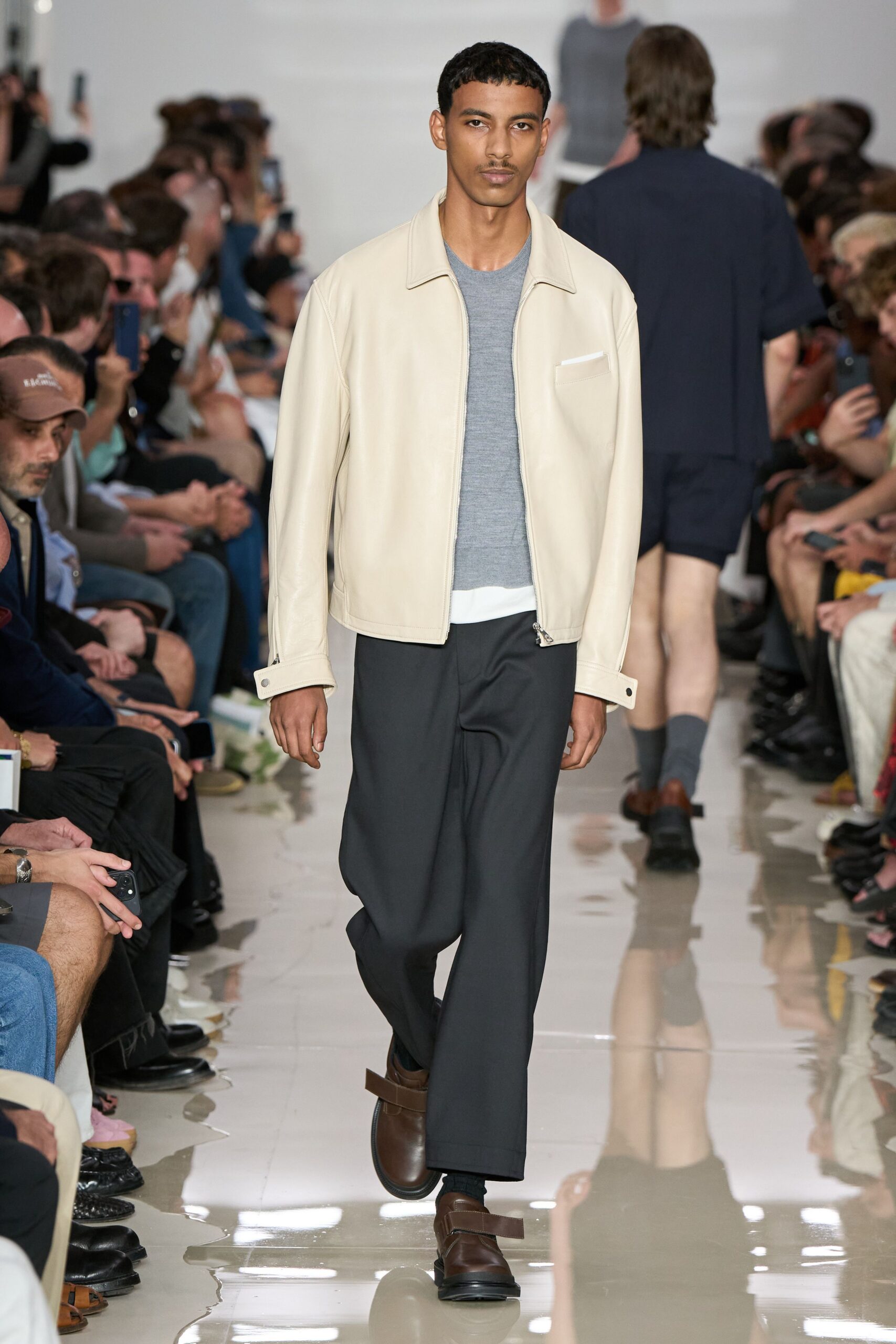 beige leather long-sleeve collared relaxed jacket