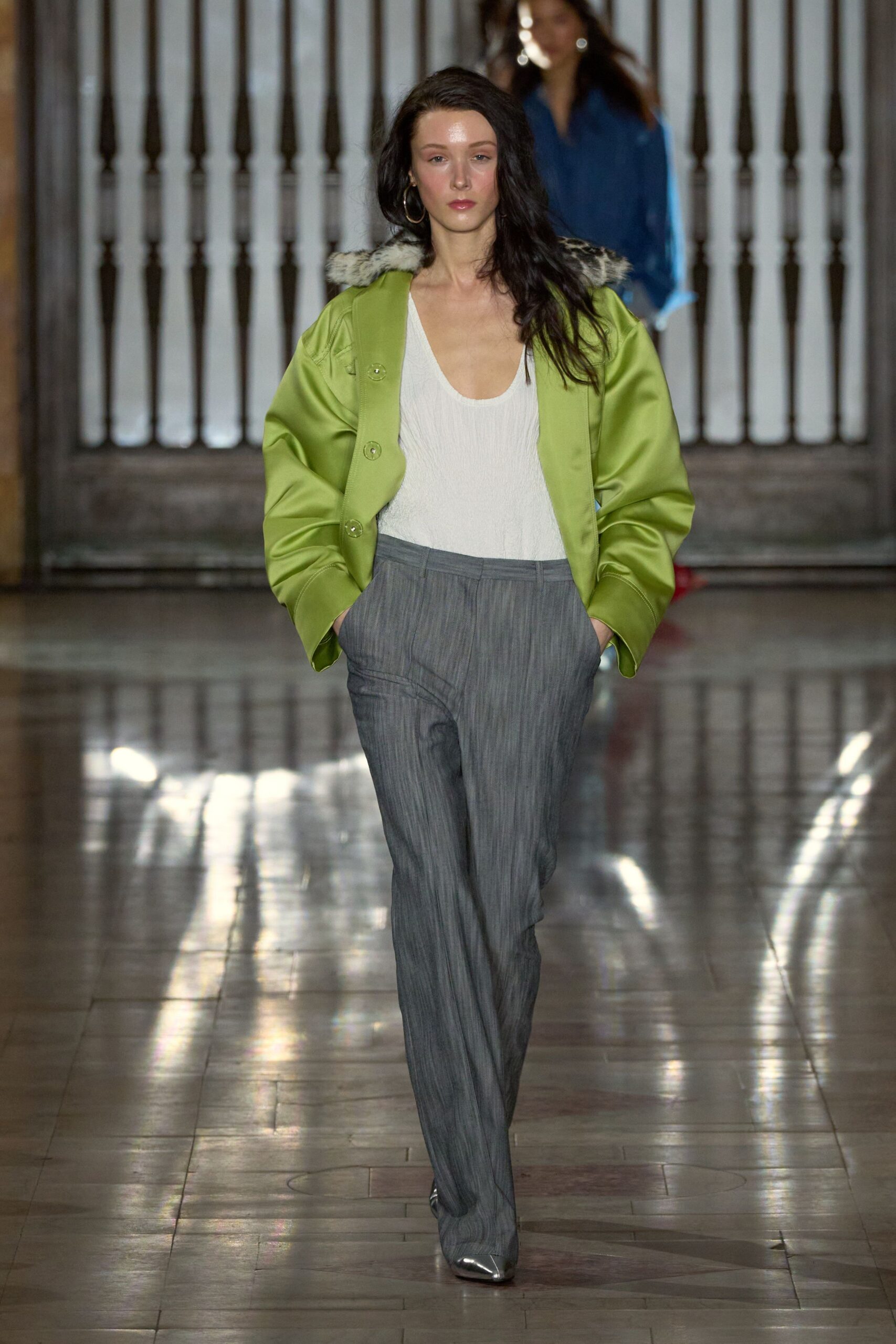green satin long-sleeve collared relaxed jacket