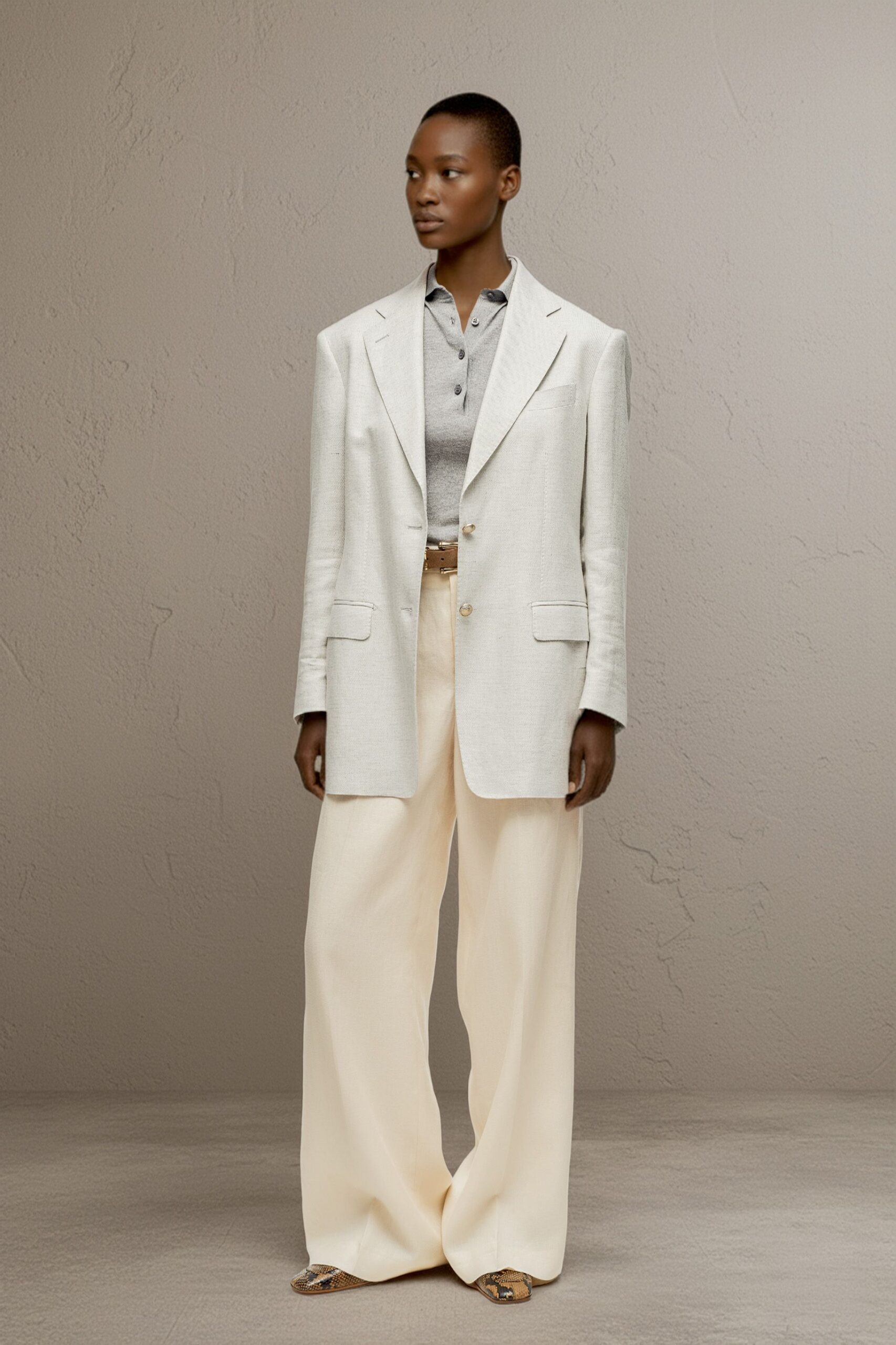 white linen long-sleeve collared tailored blazer
