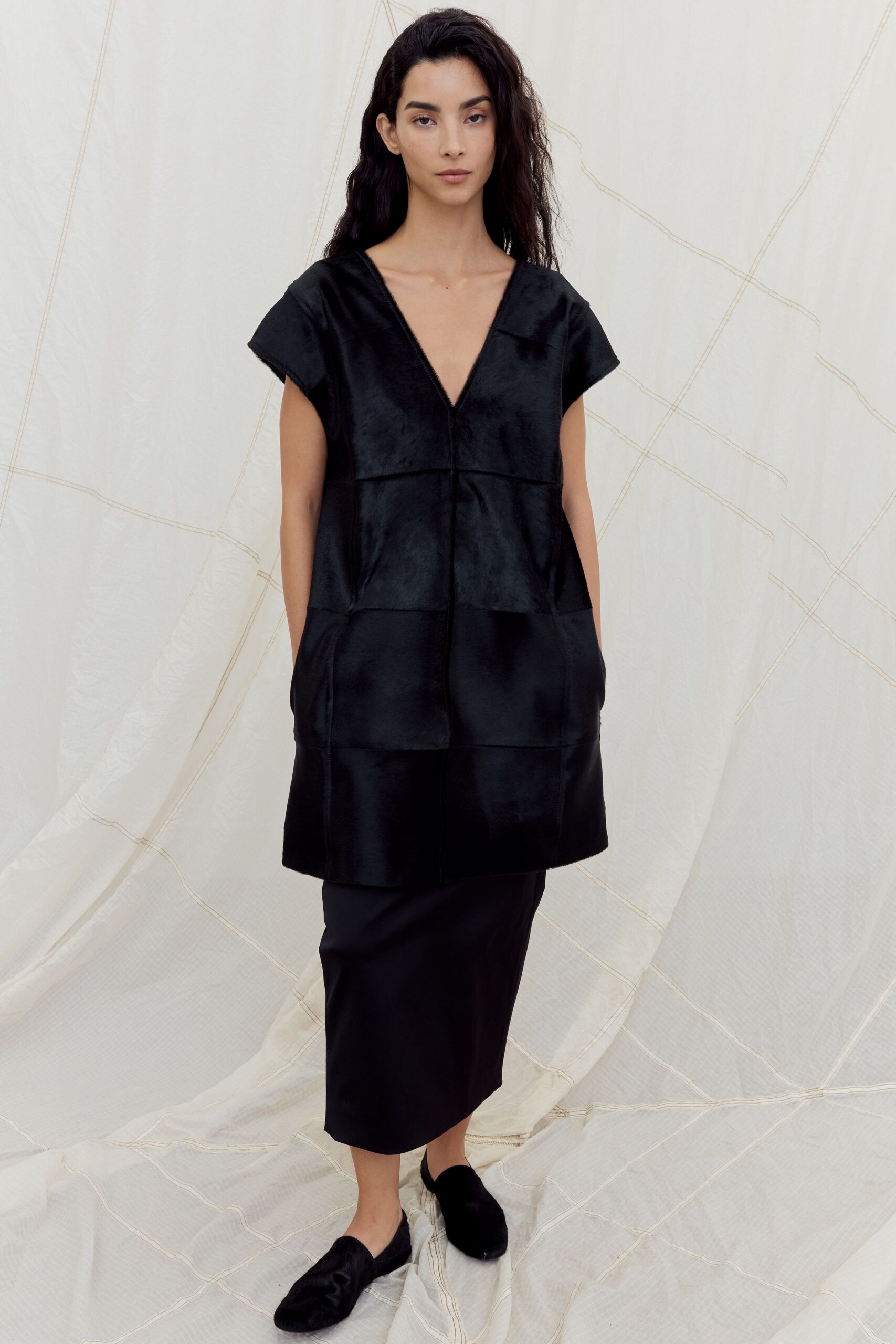 black faux-fur short-sleeve v-neck relaxed layered midi dress