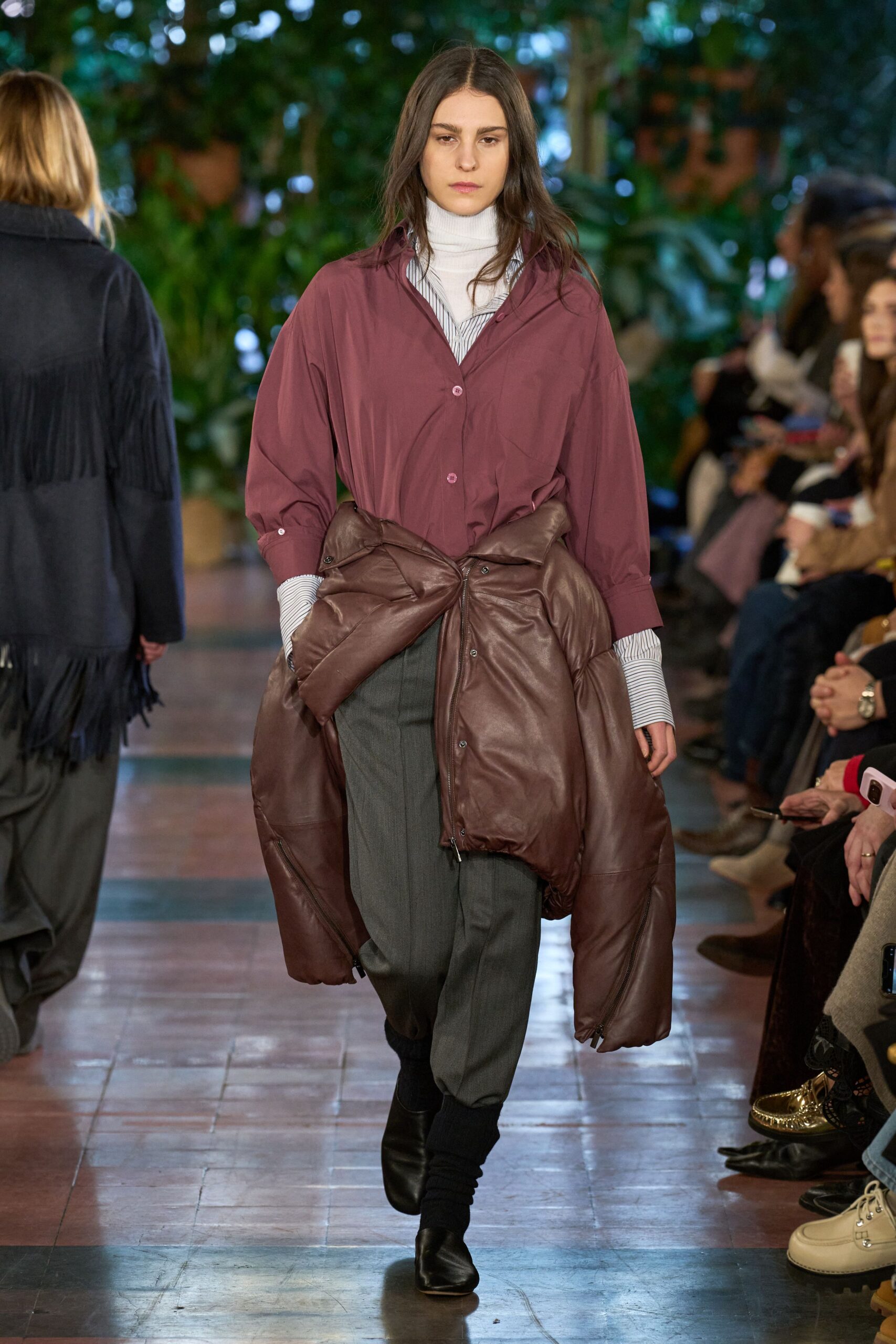 maroon cotton long-sleeve collared relaxed shirt