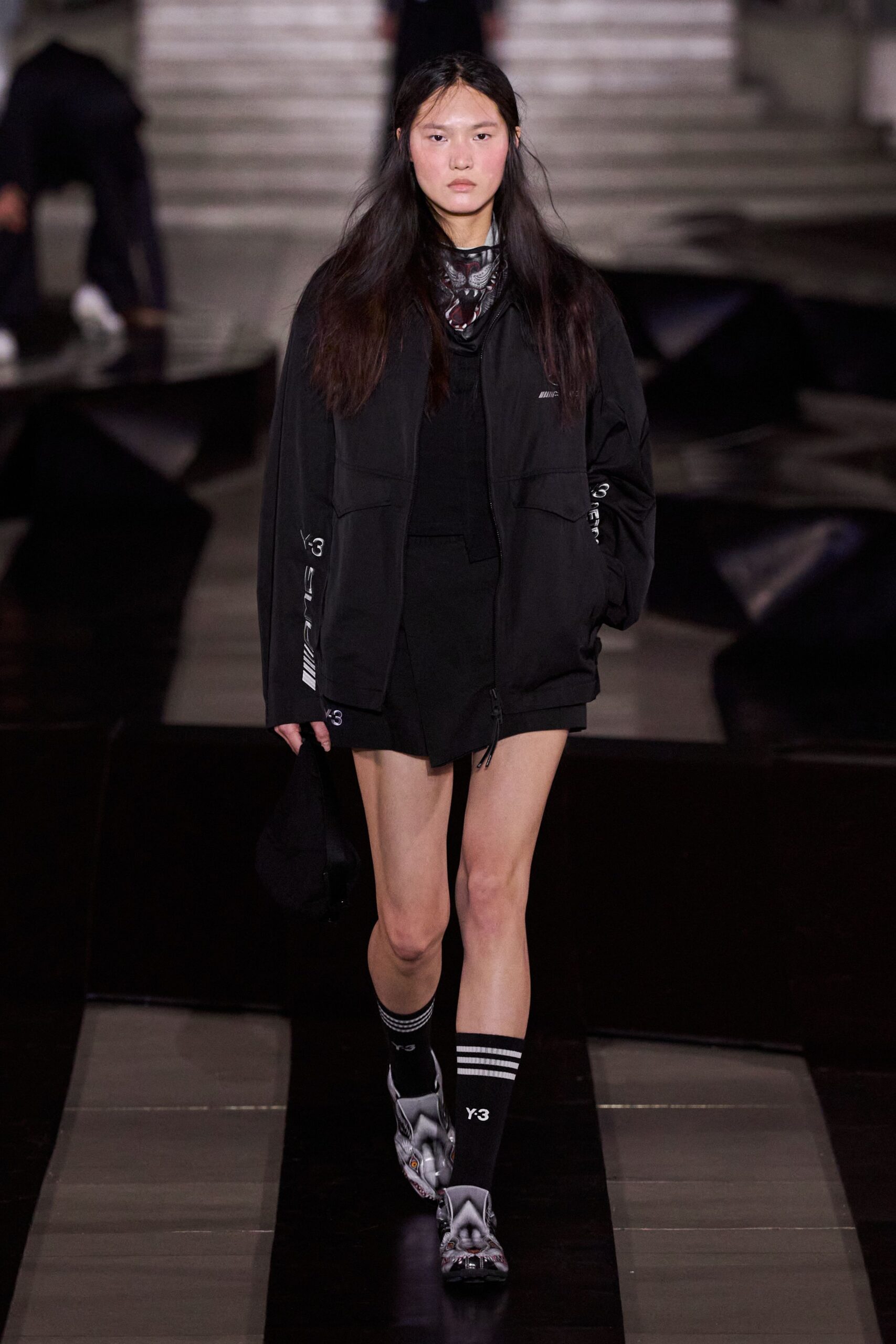 black neoprene shoes