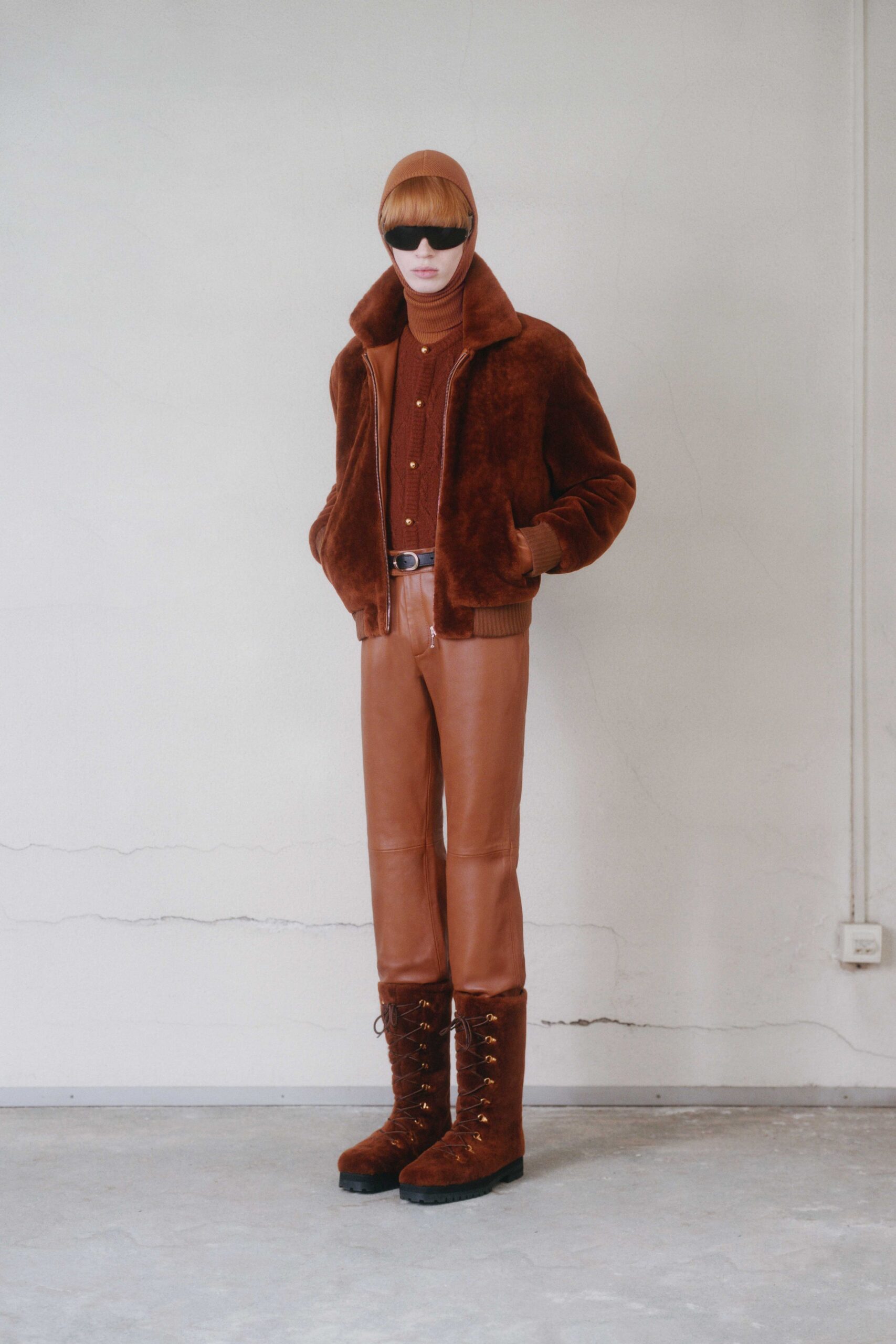 brown fur long-sleeve collared fitted jacket