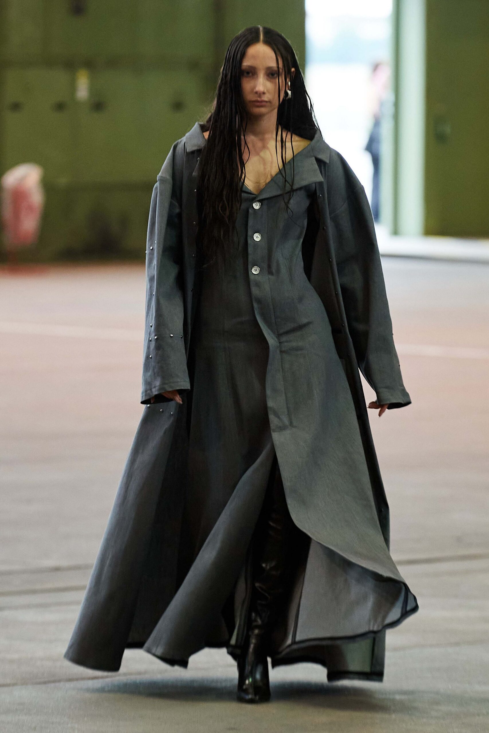 gray denim long-sleeve collared relaxed buttoned flared dress