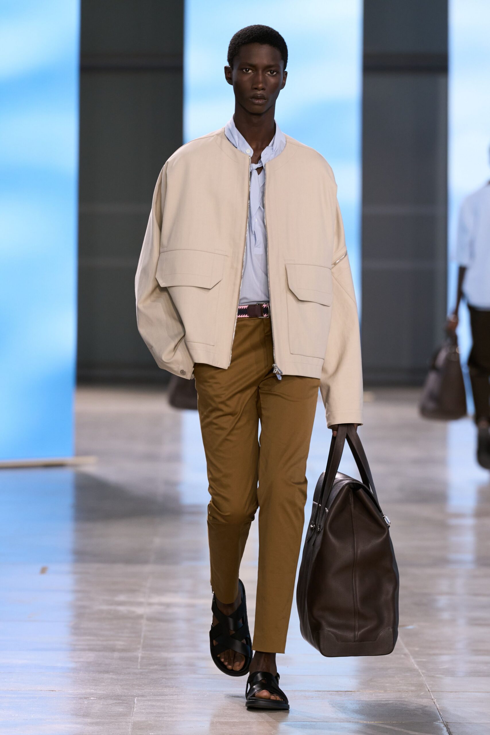 beige cotton long-sleeve collared oversized buttoned jacket
