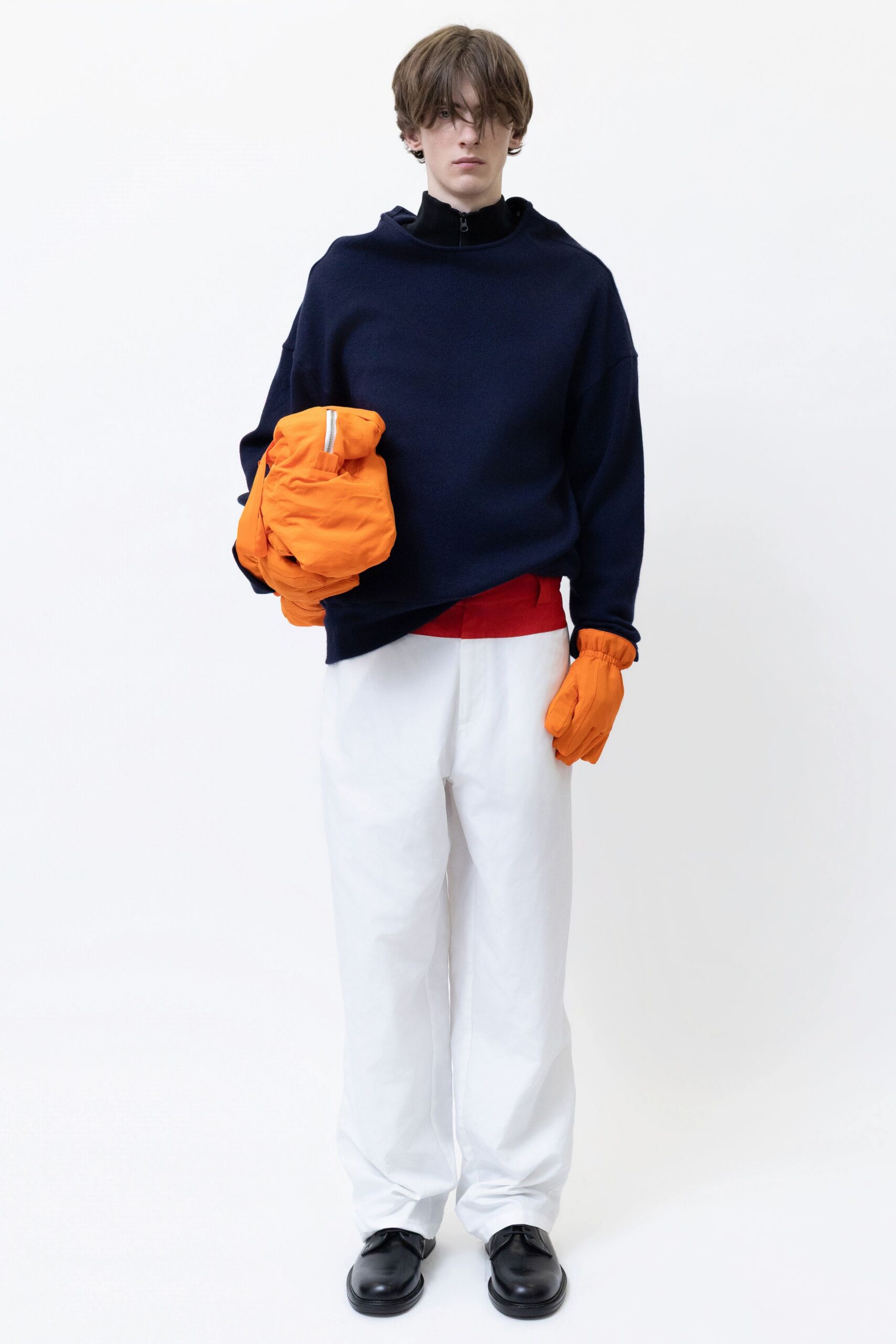 orange fitted gloves