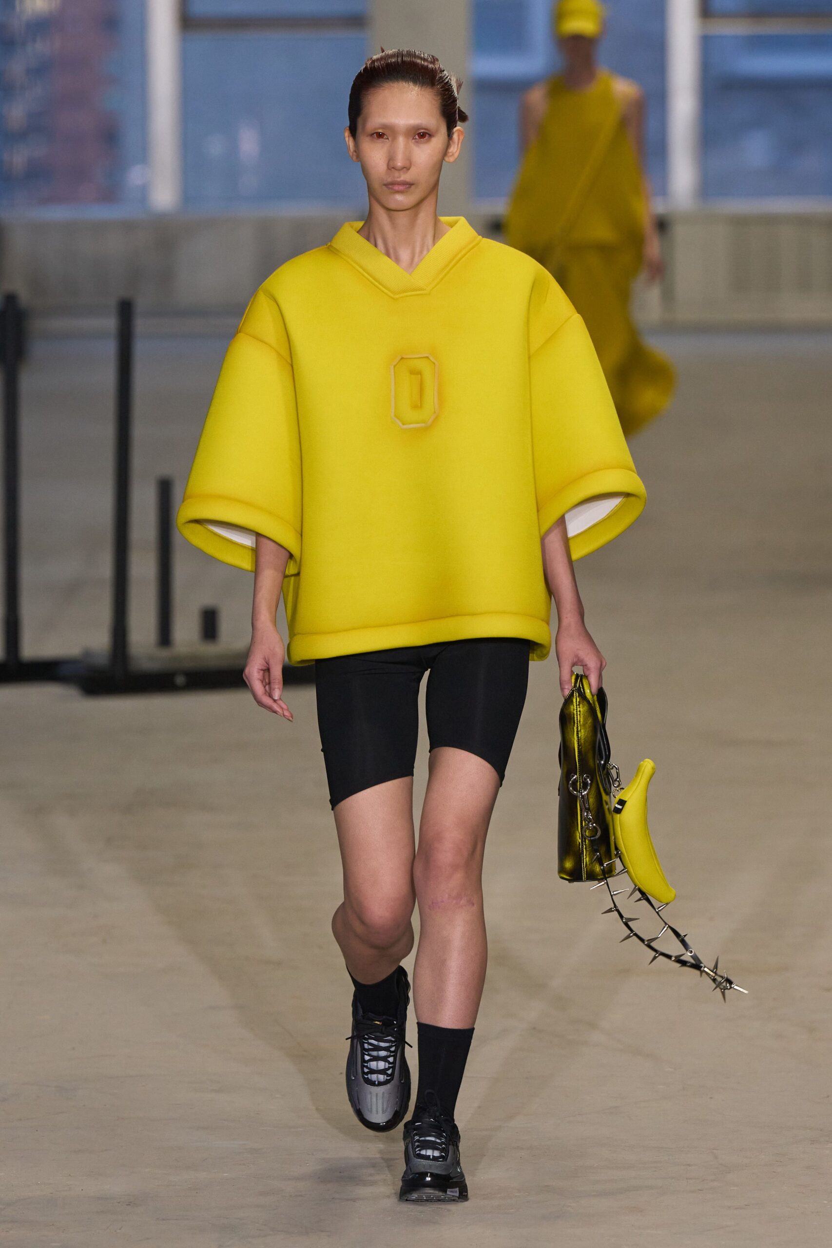 yellow cotton short-sleeve hooded oversized hoodie