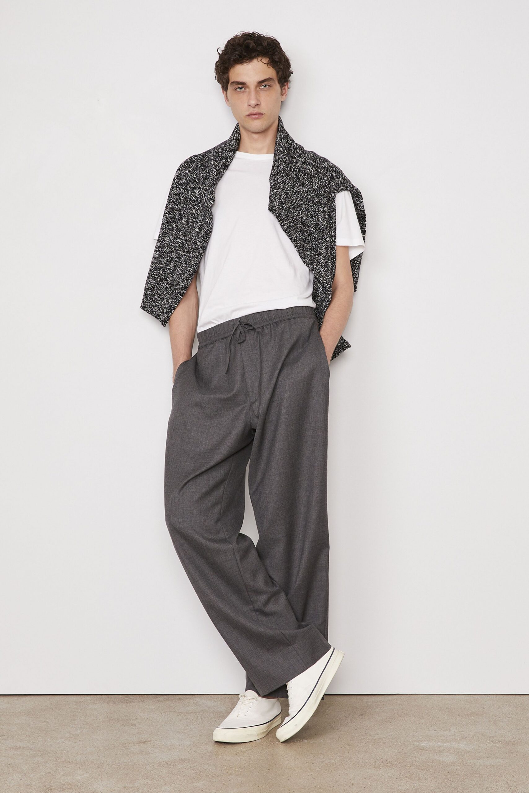 gray cotton short-sleeve relaxed textured jacket