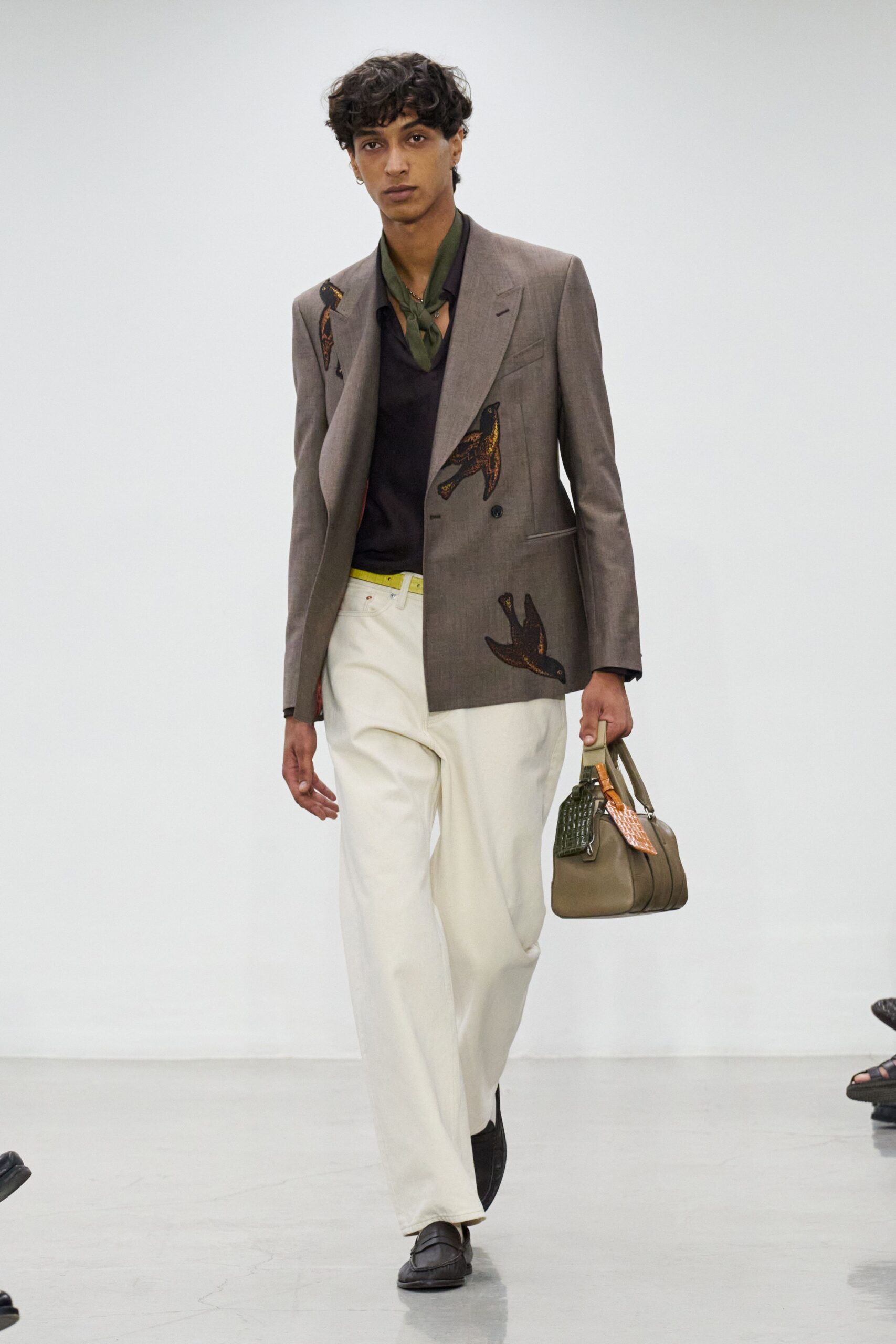 gray wool long-sleeve collared tailored embroidered blazer