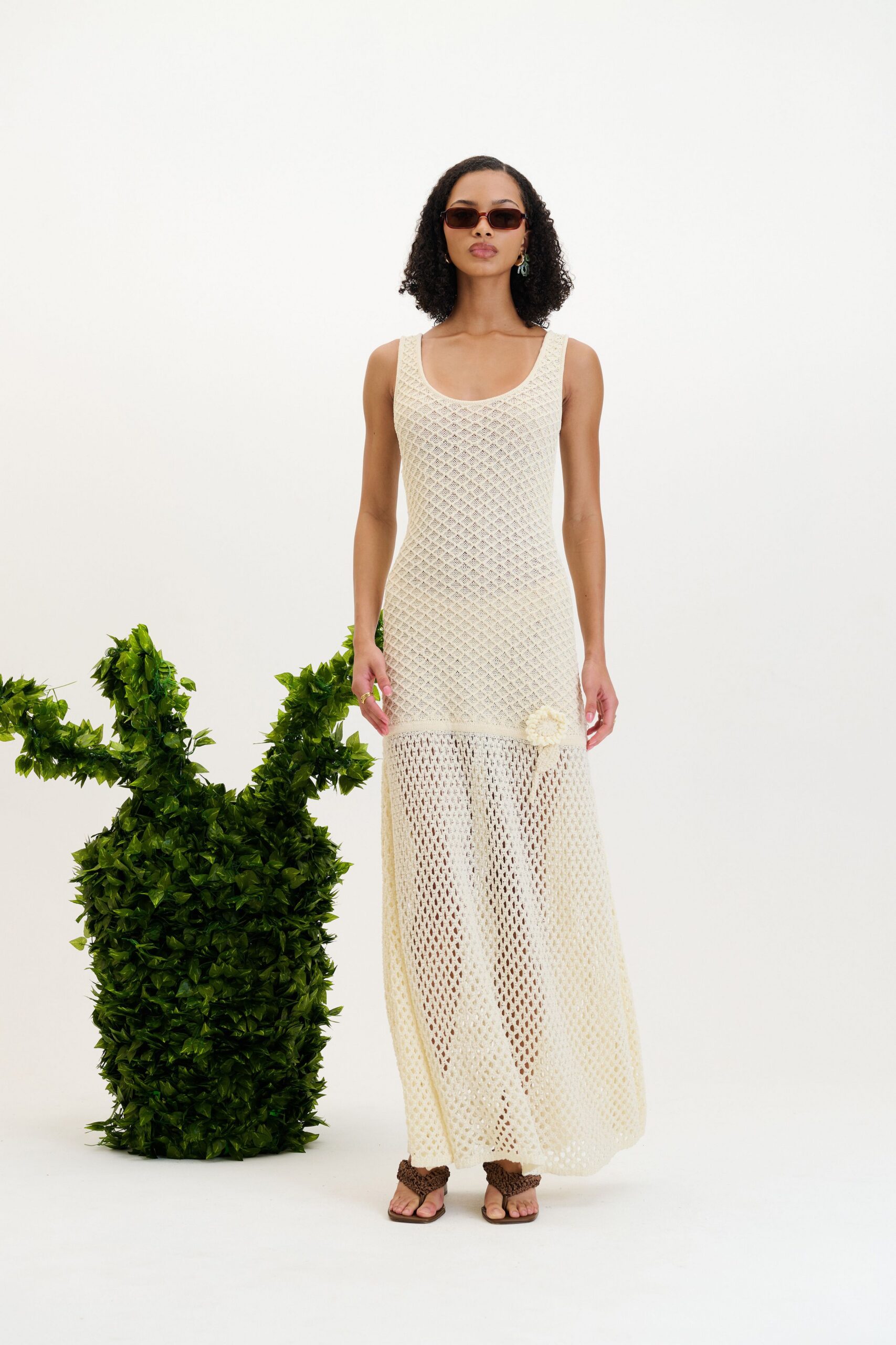 white cotton sleeveless scoop-neck fitted layered dress